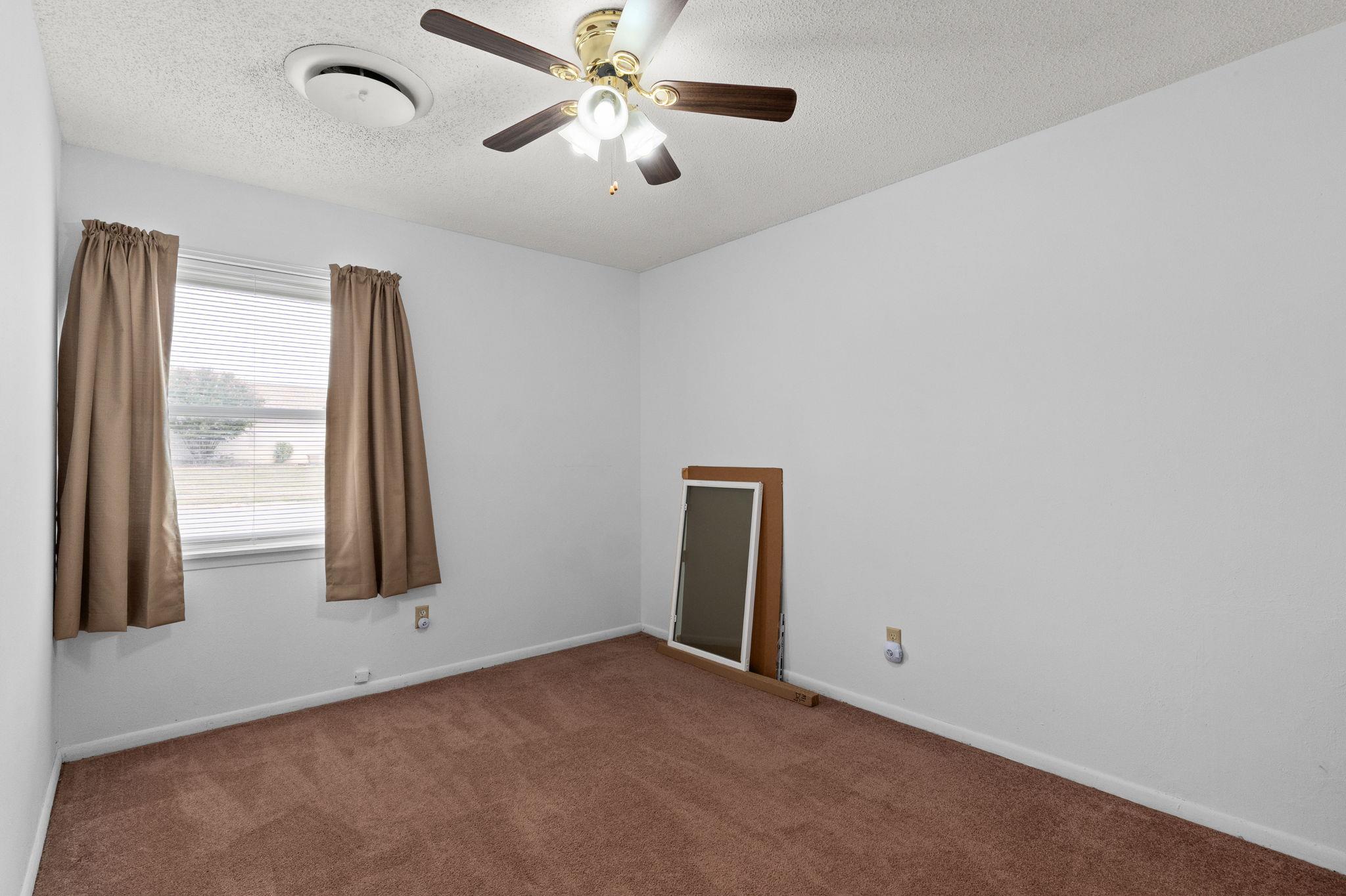 107 Hardeman St, Copperas Cove, TX 76522