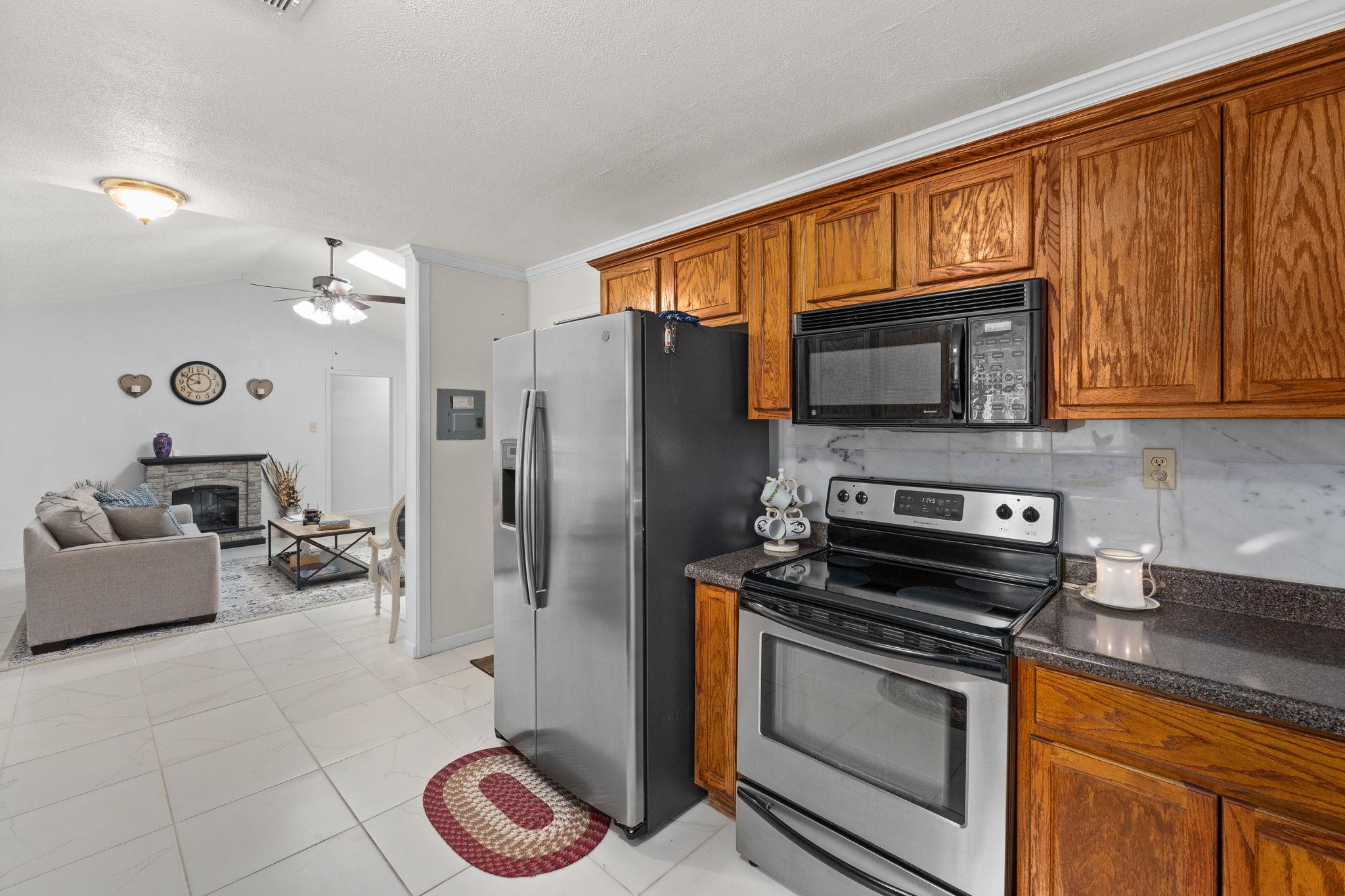 107 Hardeman St, Copperas Cove, TX 76522