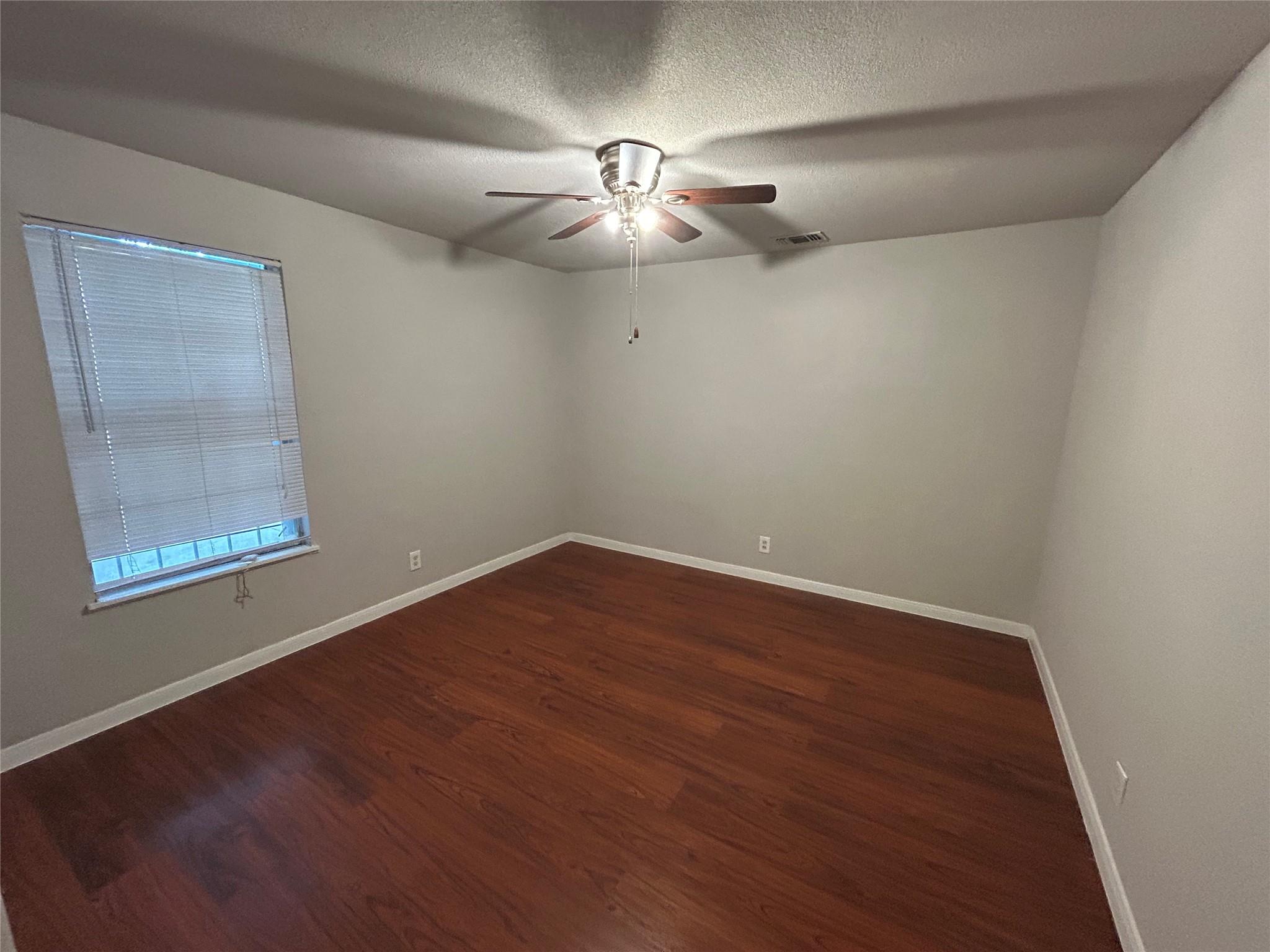 2765 Lyons Rd, Austin, TX 78702