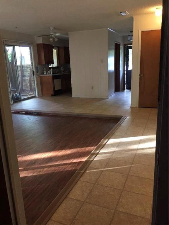 4307 4307 Caswell Ave Ave # D, Austin, TX 78751