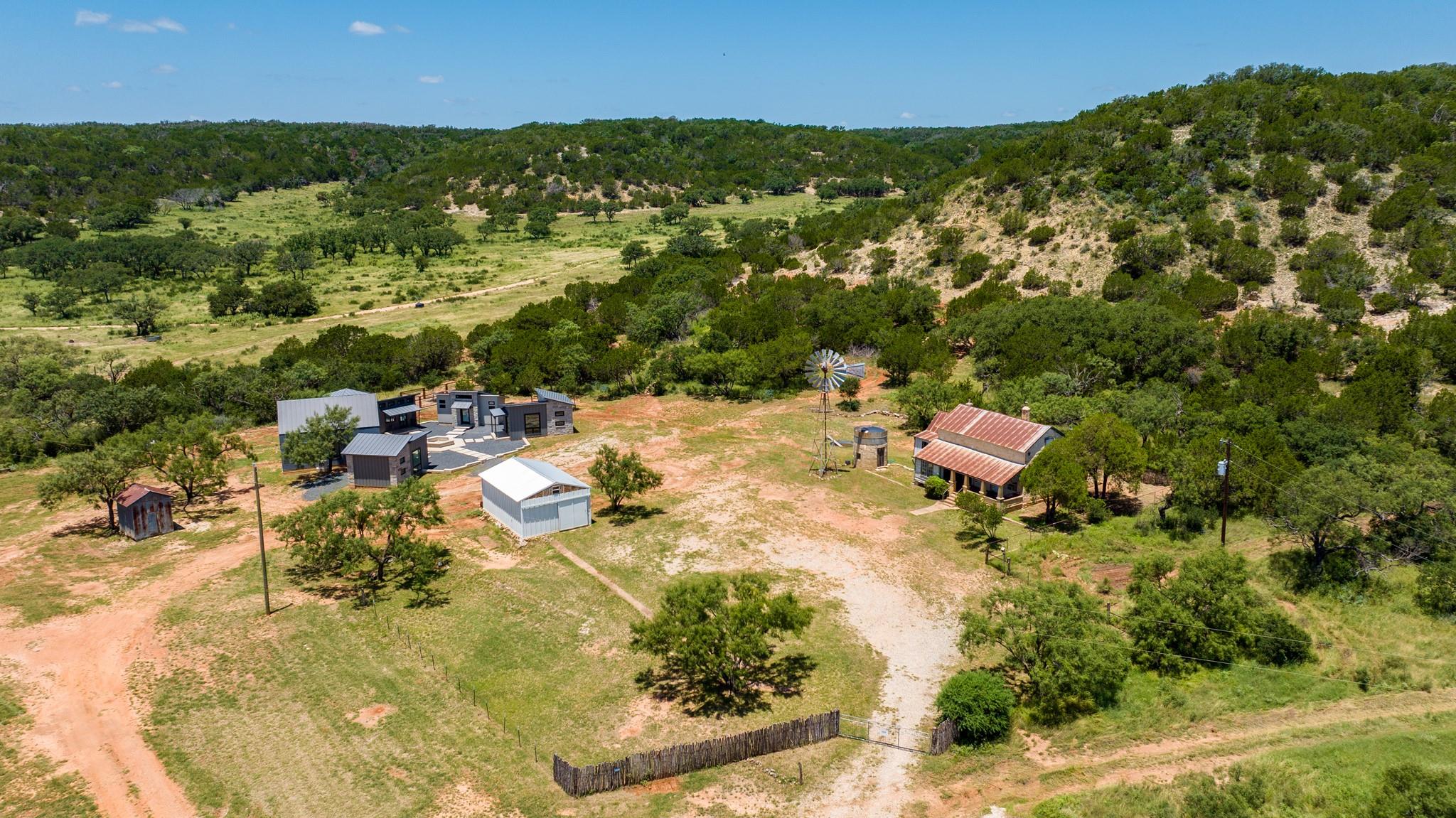 1825 Onion Creek Rd, Mason, TX 78618