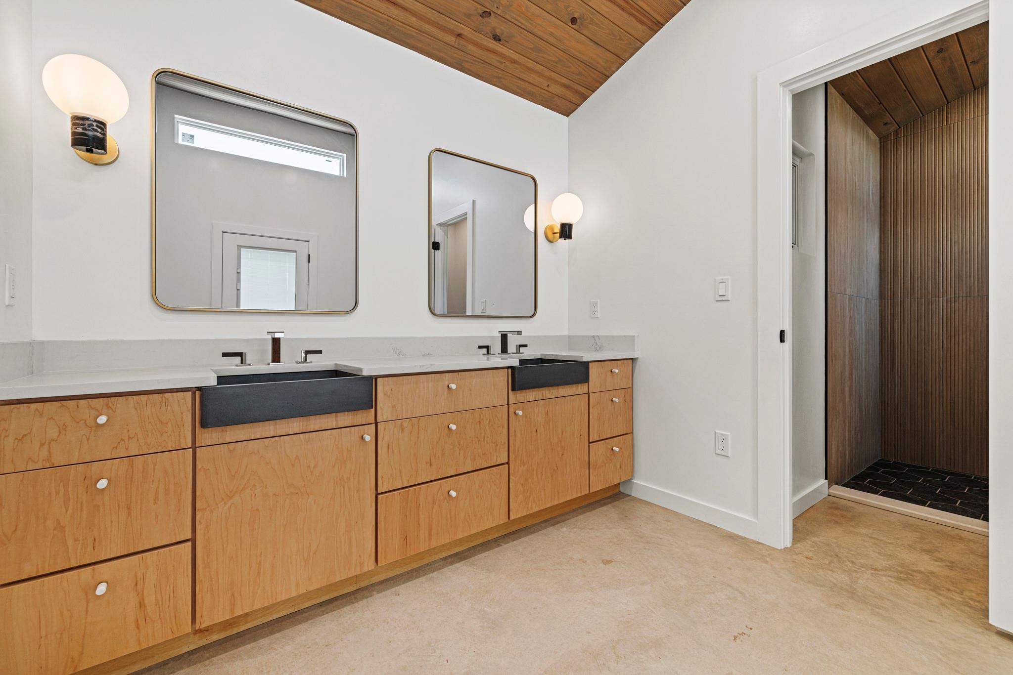 1825 Onion Creek Rd, Mason, TX 78618