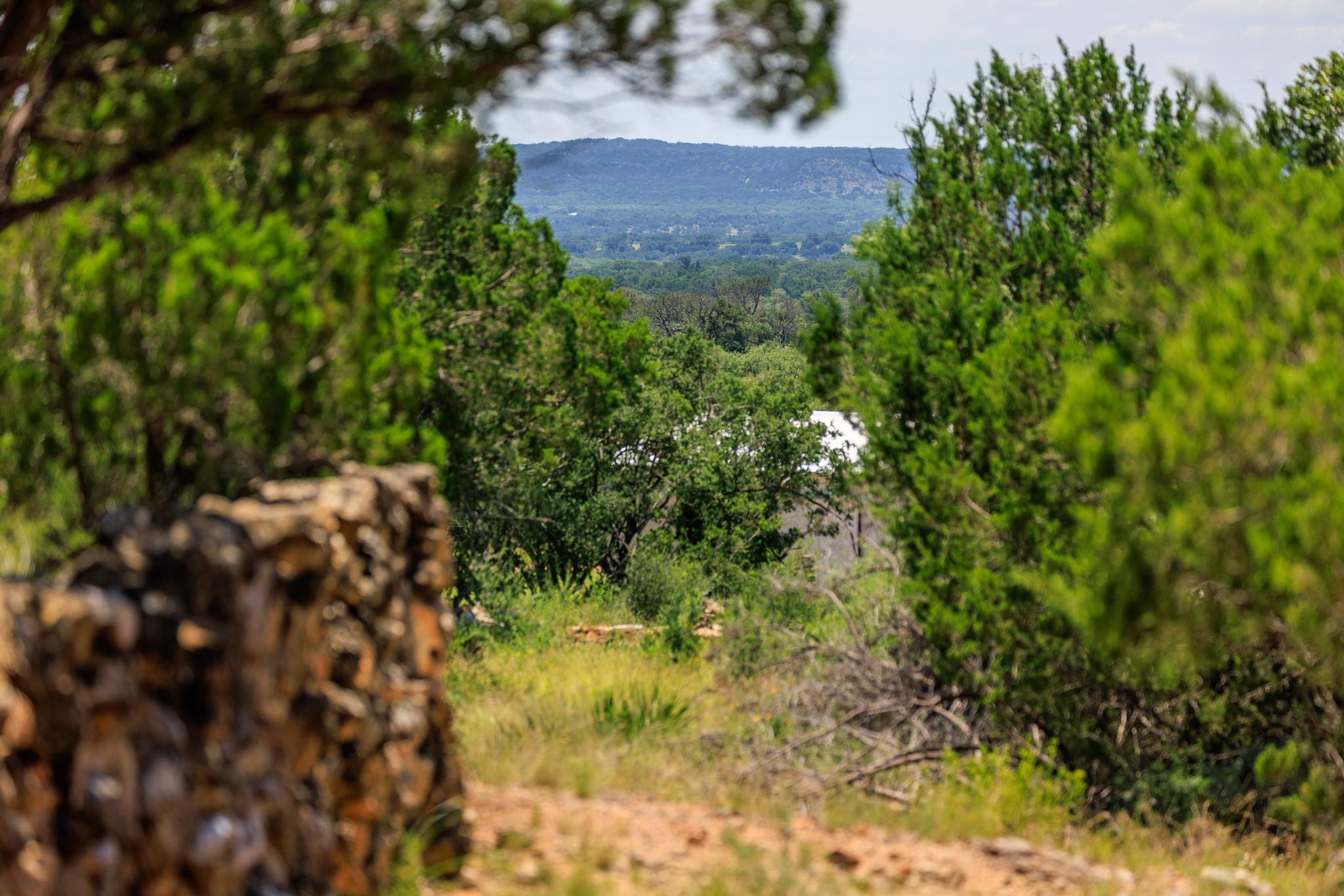 1825 Onion Creek Rd, Mason, TX 78618