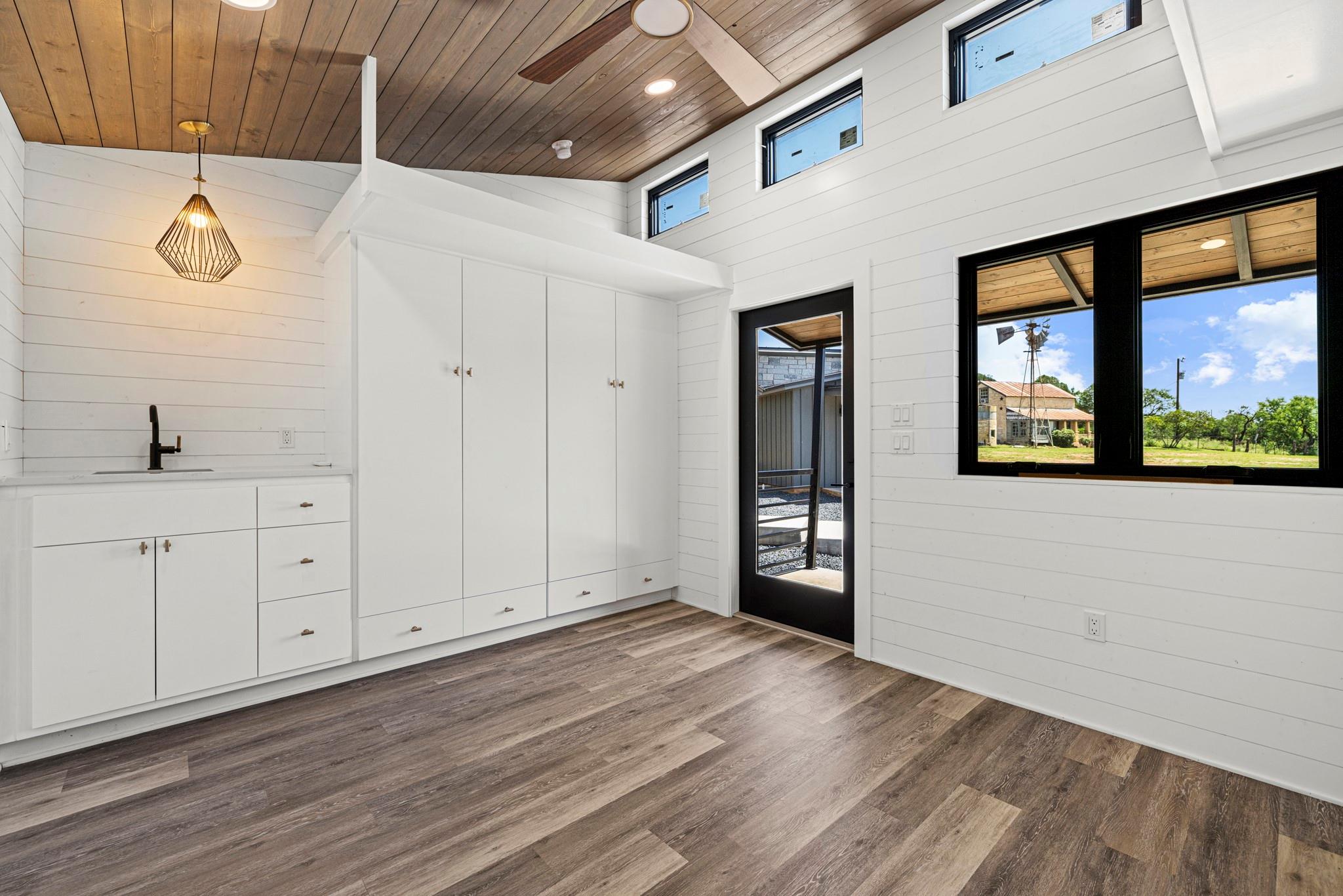 1825 Onion Creek Rd, Mason, TX 78618