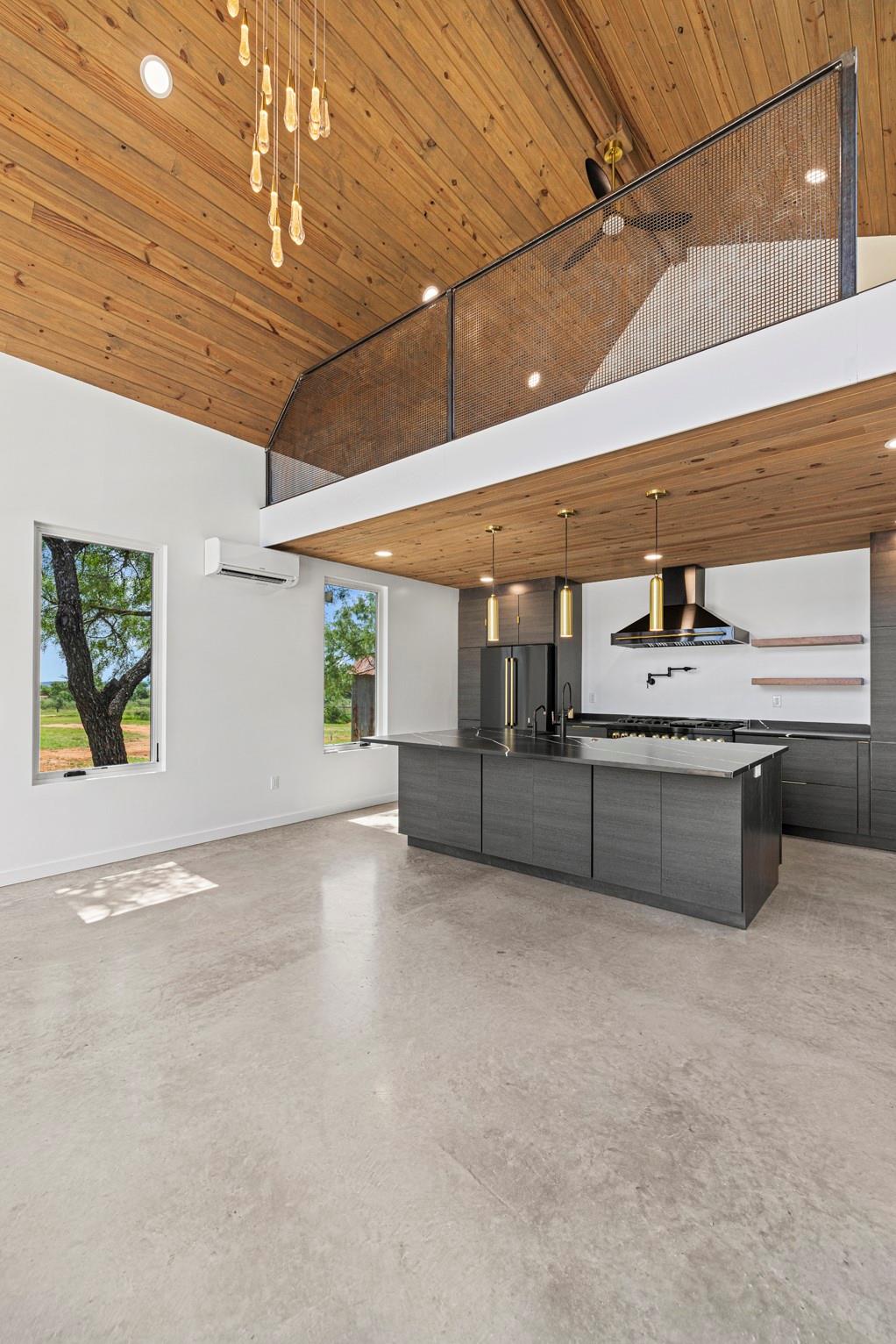 1825 Onion Creek Rd, Mason, TX 78618