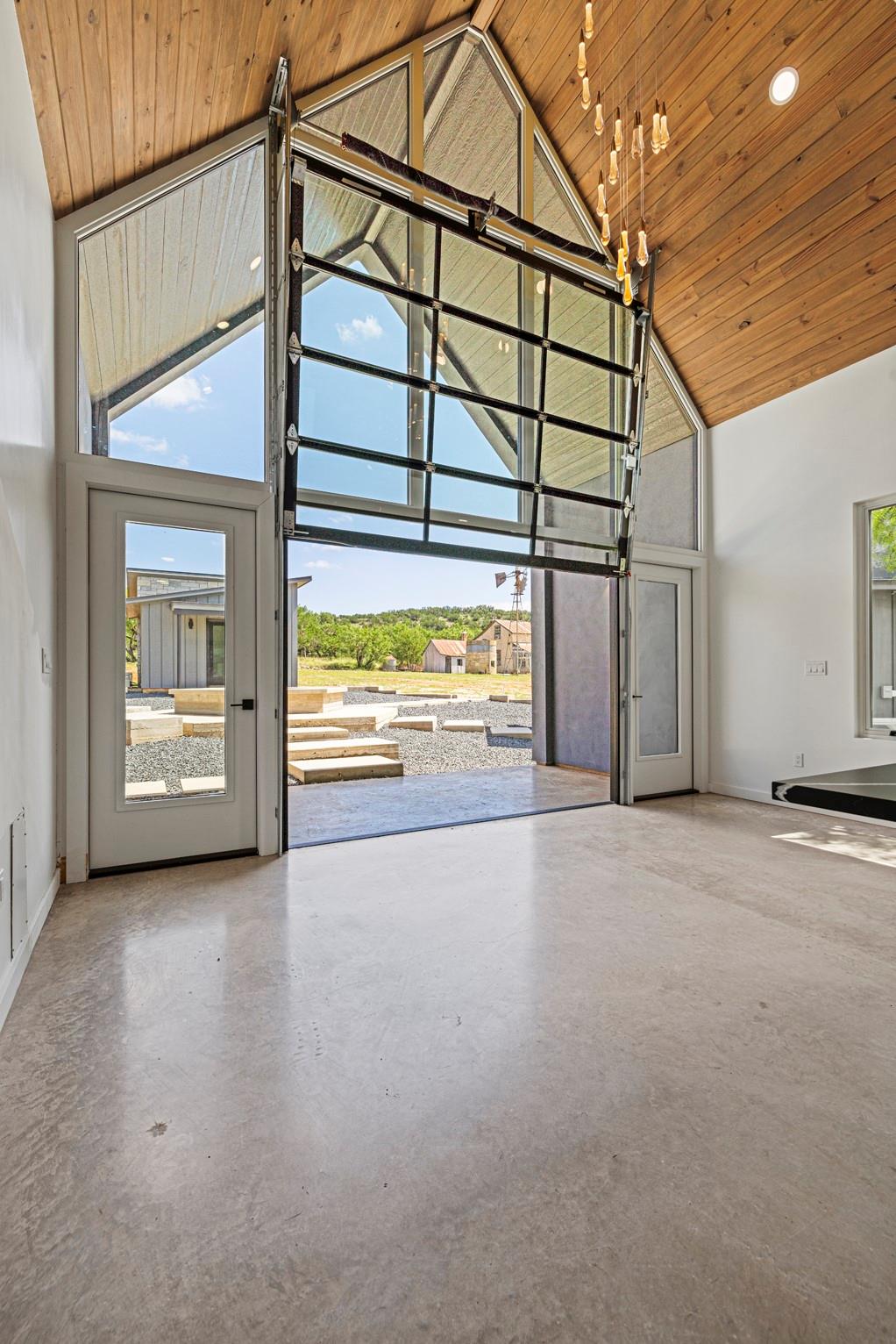 1825 Onion Creek Rd, Mason, TX 78618