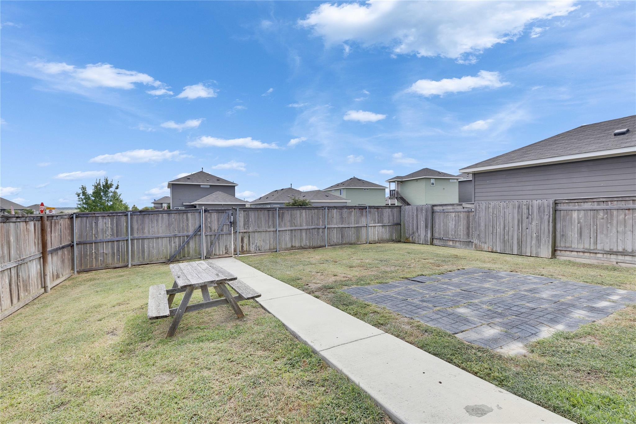 1109 Esplanade Pkwy, San Marcos, TX 78666