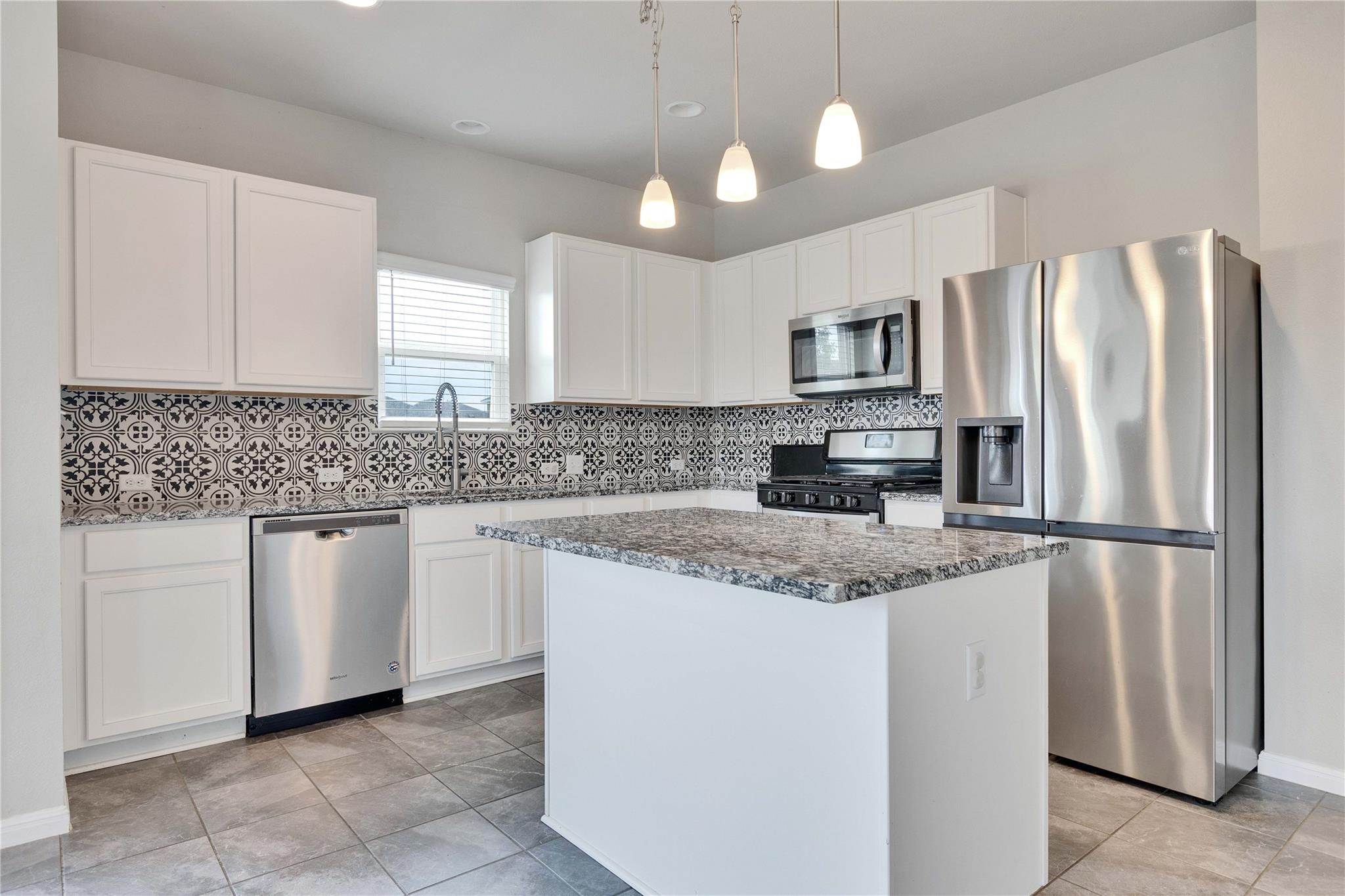 1109 Esplanade Pkwy, San Marcos, TX 78666