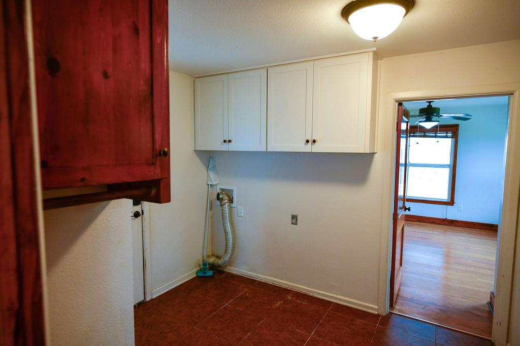 12300 Fm 1105, Bartlett, TX 76511