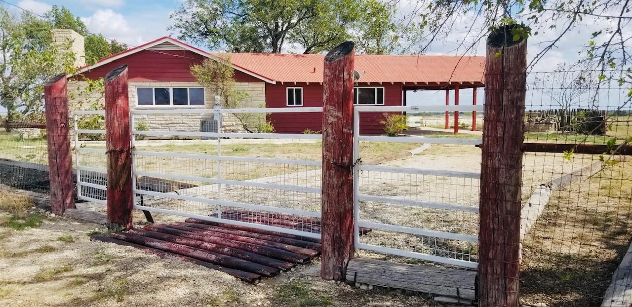 12300 Fm 1105, Bartlett, TX 76511