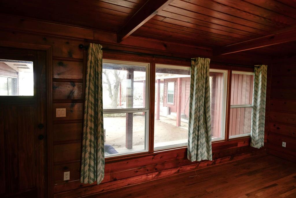 12300 Fm 1105, Bartlett, TX 76511