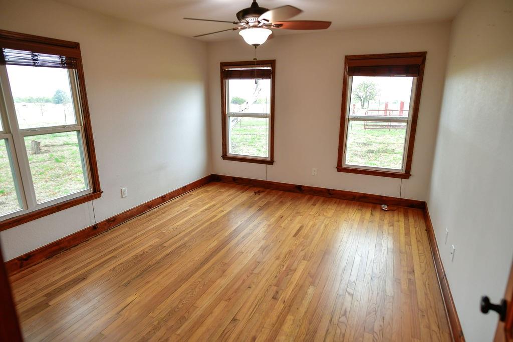 12300 Fm 1105, Bartlett, TX 76511