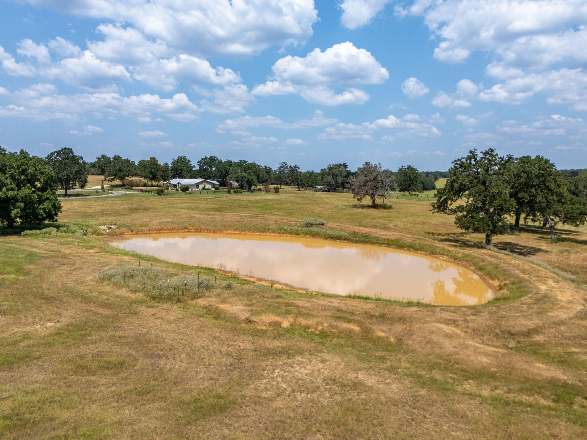 1045 Private Road 7005, Lexington, TX 78947