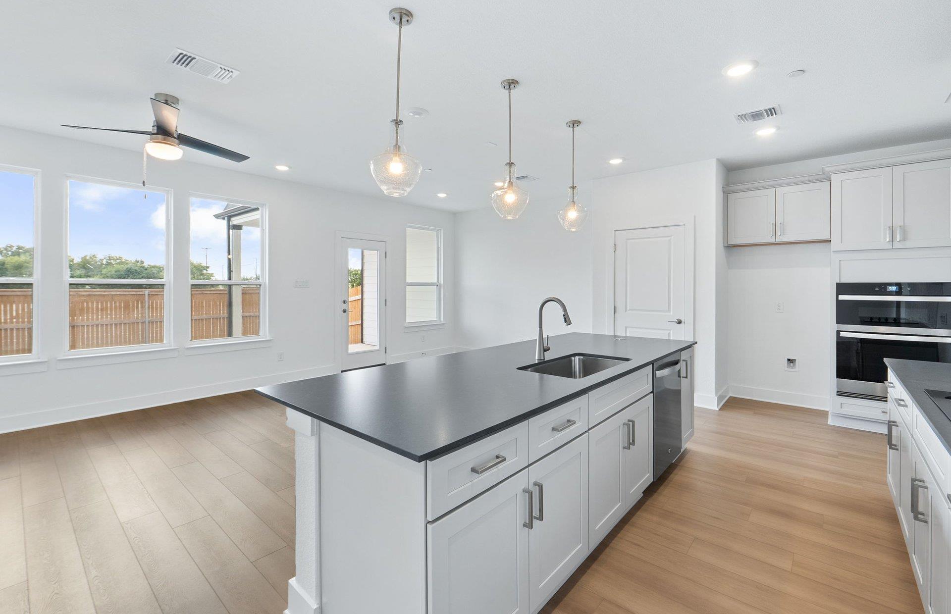 1955 Settlers Glen Dr # 4302, Round Rock, TX 78665