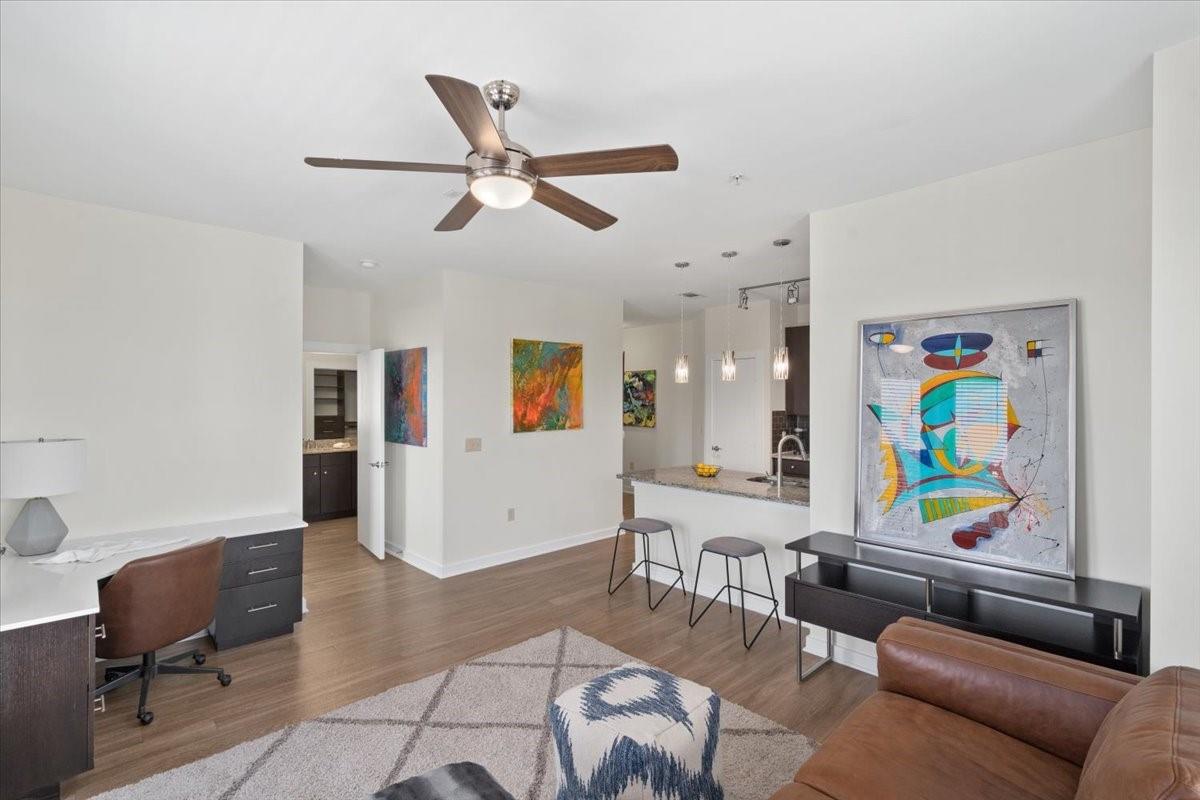 1900 Barton Springs Rd # 5001, Austin, TX 78704