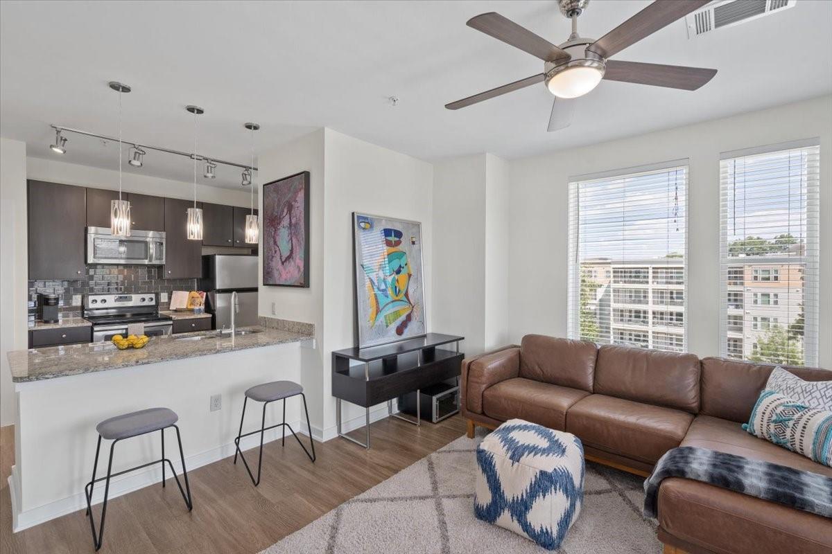 1900 Barton Springs Rd # 5001, Austin, TX 78704