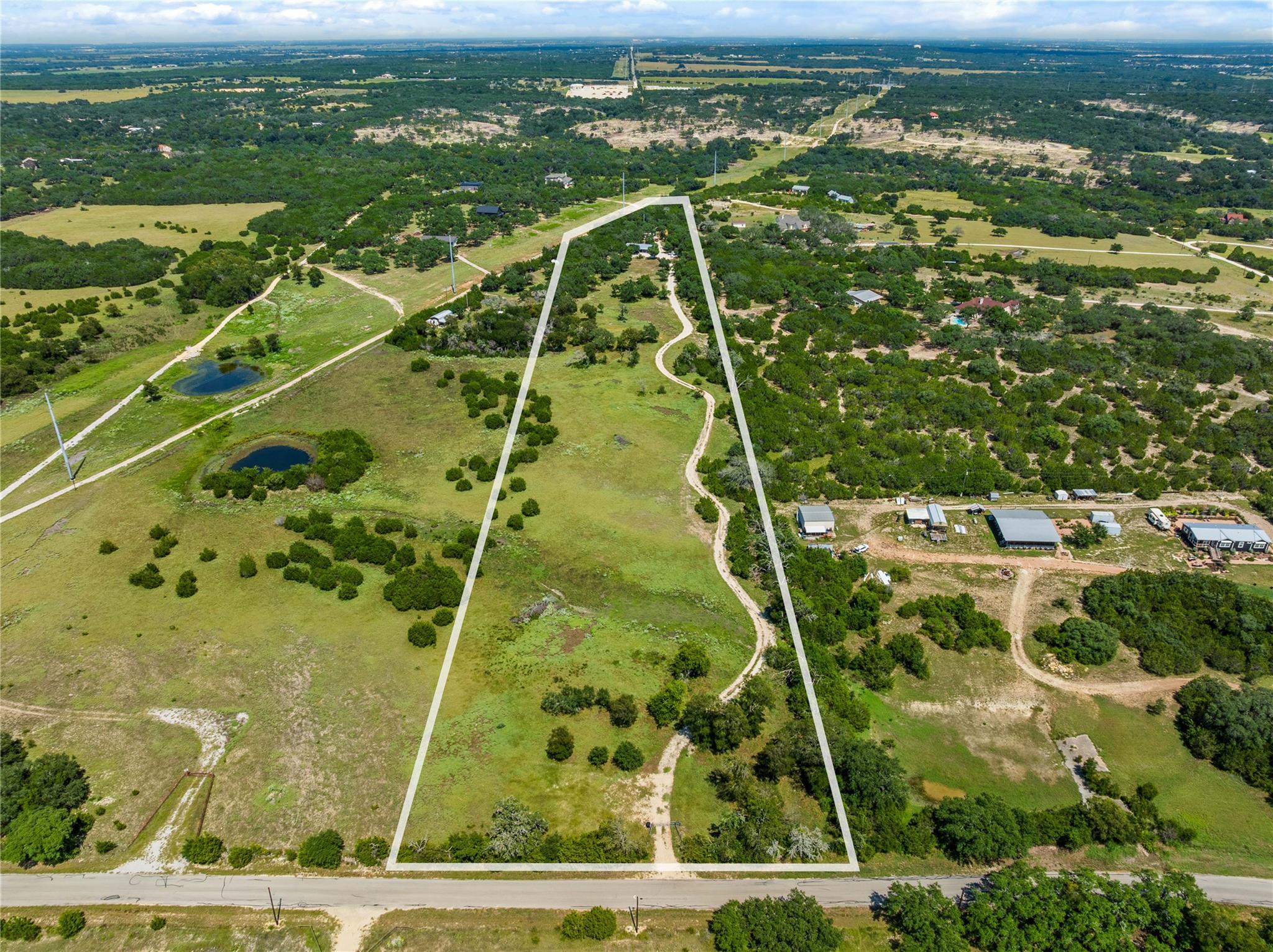 3074 County Road 207, Liberty Hill, TX 78642