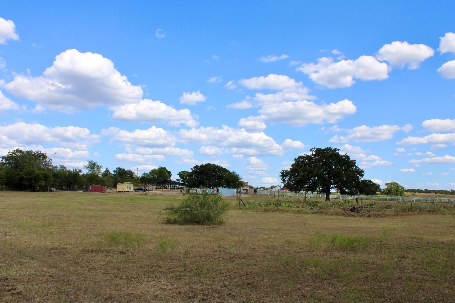 222 Powell Ln, Elgin, TX 78621