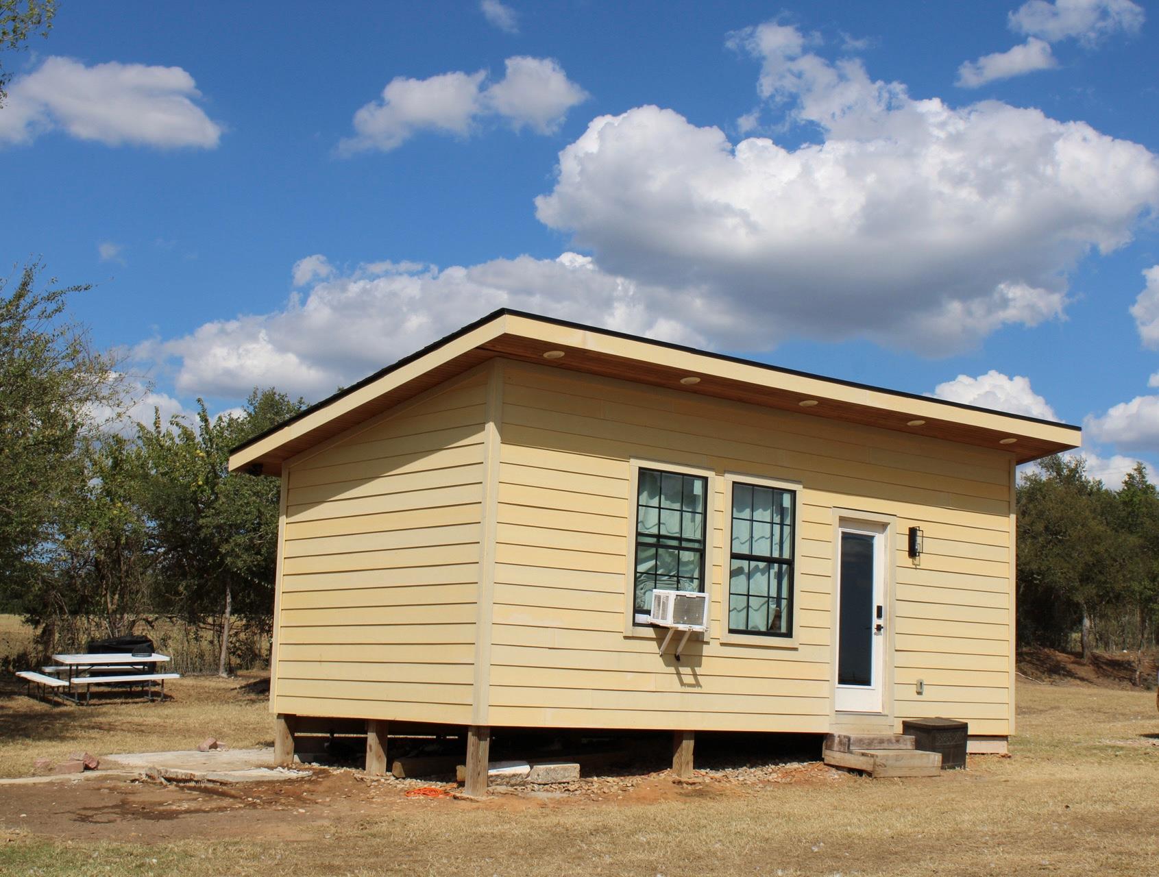 222 Powell Ln, Elgin, TX 78621