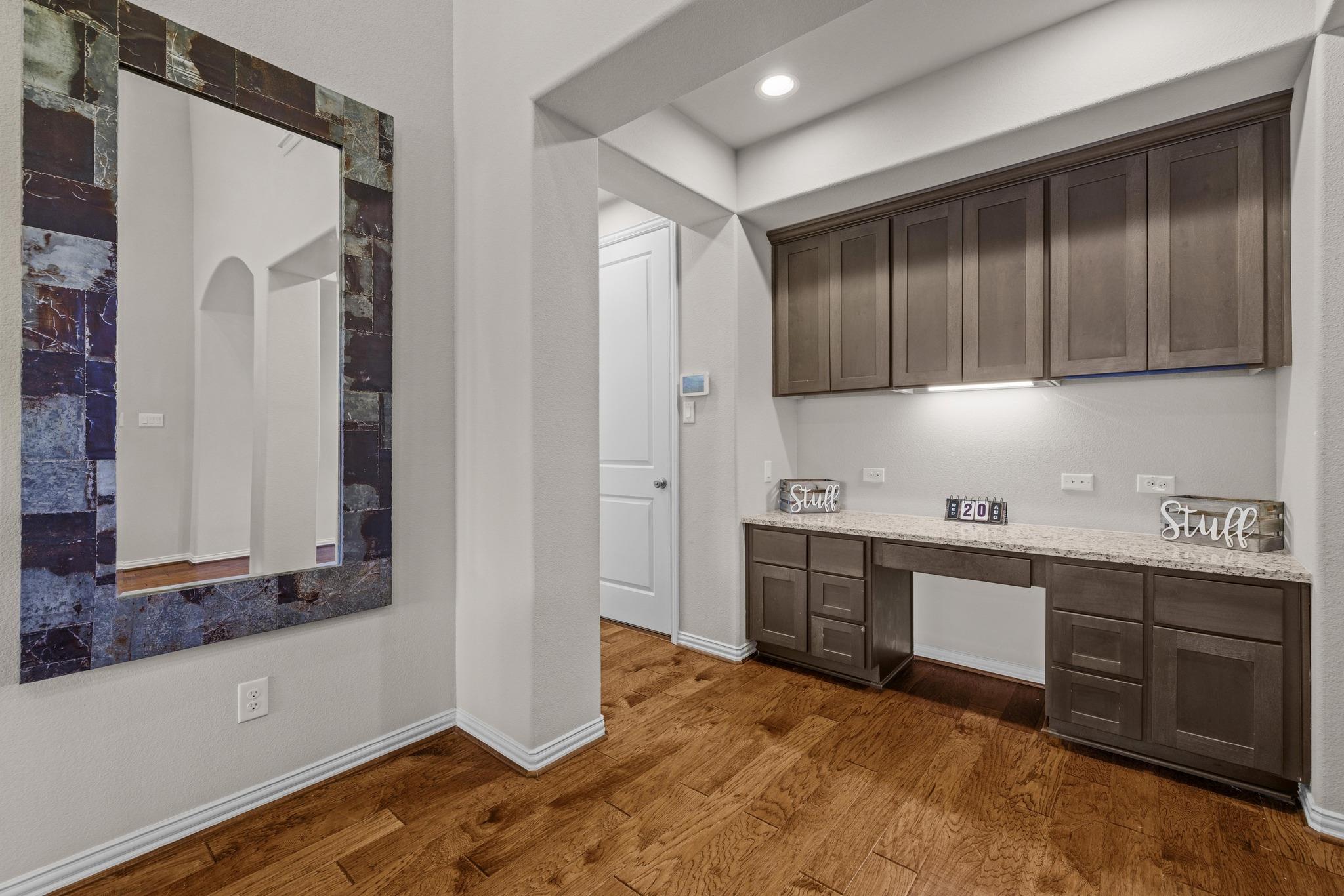 7300 Tessera Pkwy, Lago Vista, TX 78645