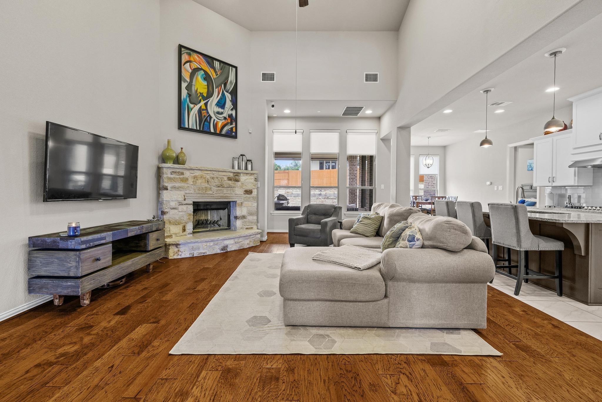 7300 Tessera Pkwy, Lago Vista, TX 78645