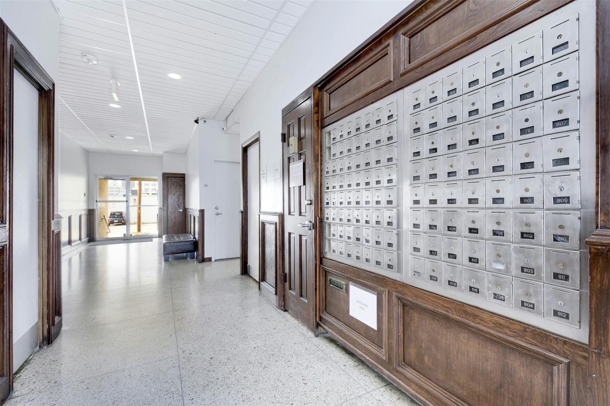 1800 Lavaca St # A-201, Austin, TX 78701