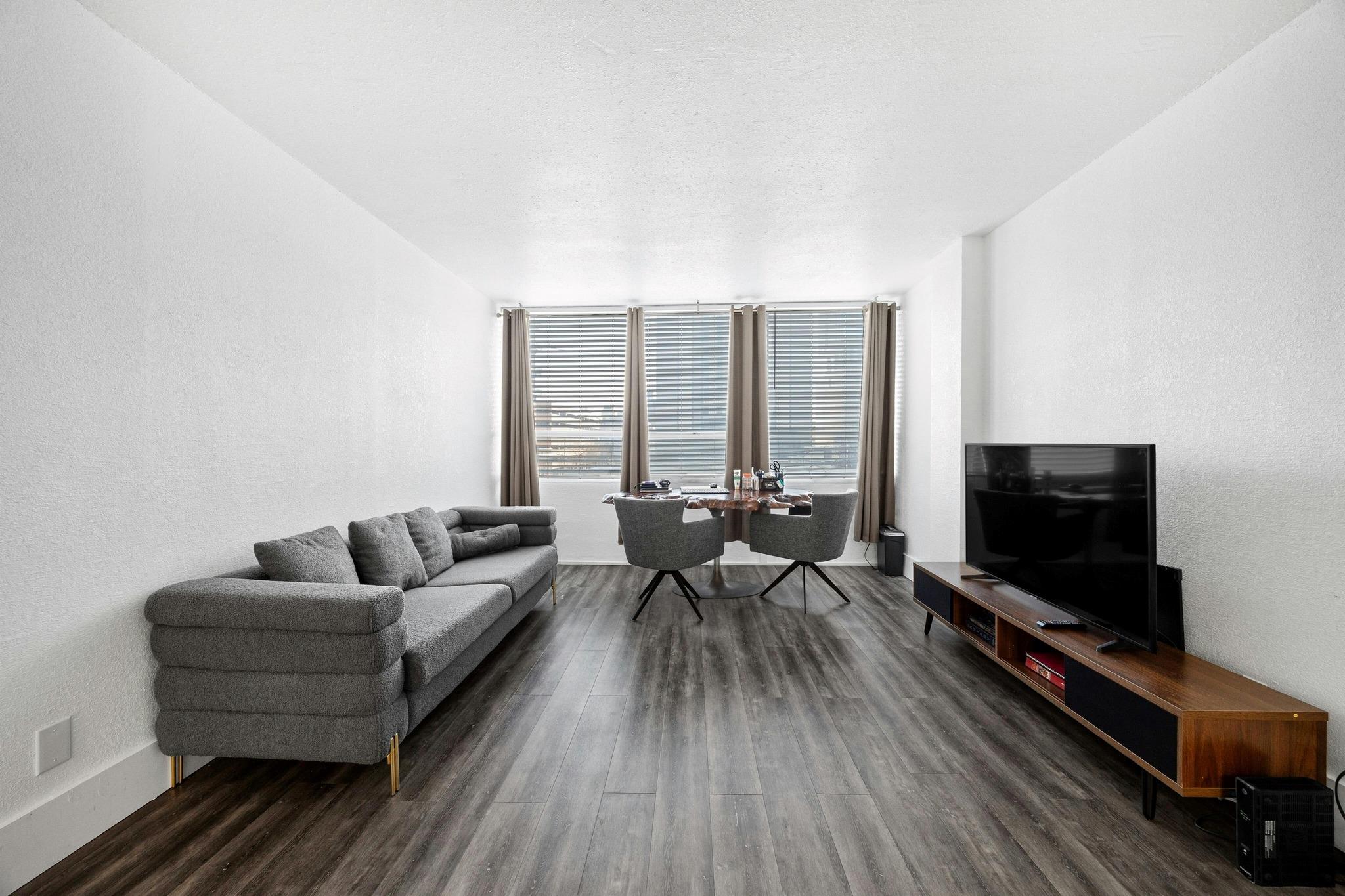 1800 Lavaca St # A-201, Austin, TX 78701