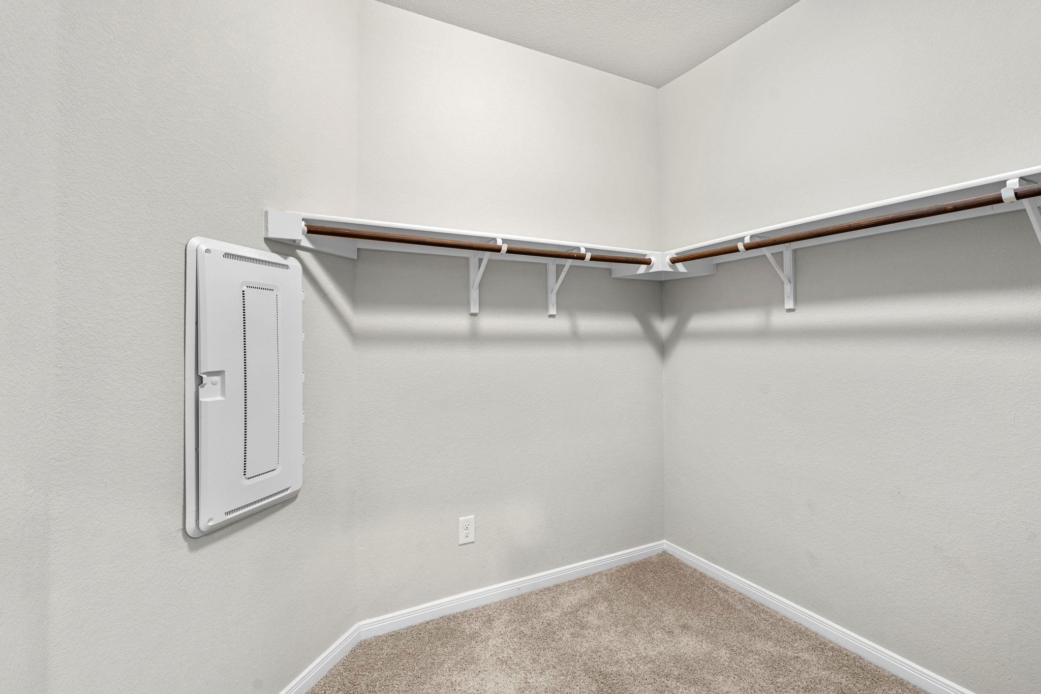 453 Apache Plum Dr, Kyle, TX 78640