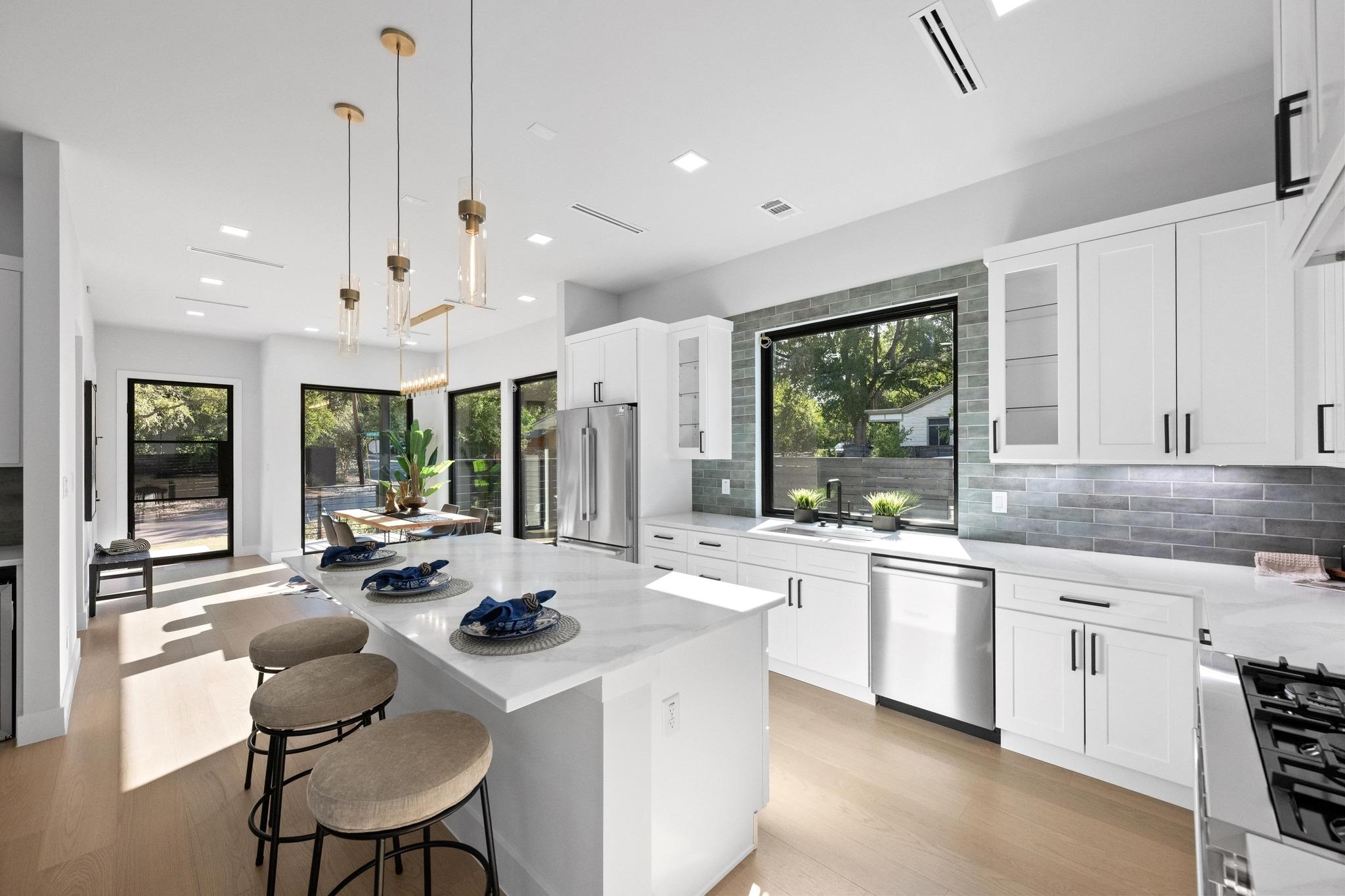 2201 Arpdale St, Austin, TX 78704