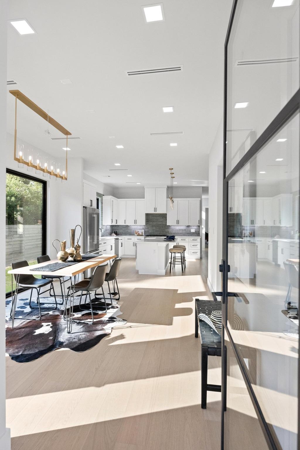 2201 Arpdale St, Austin, TX 78704