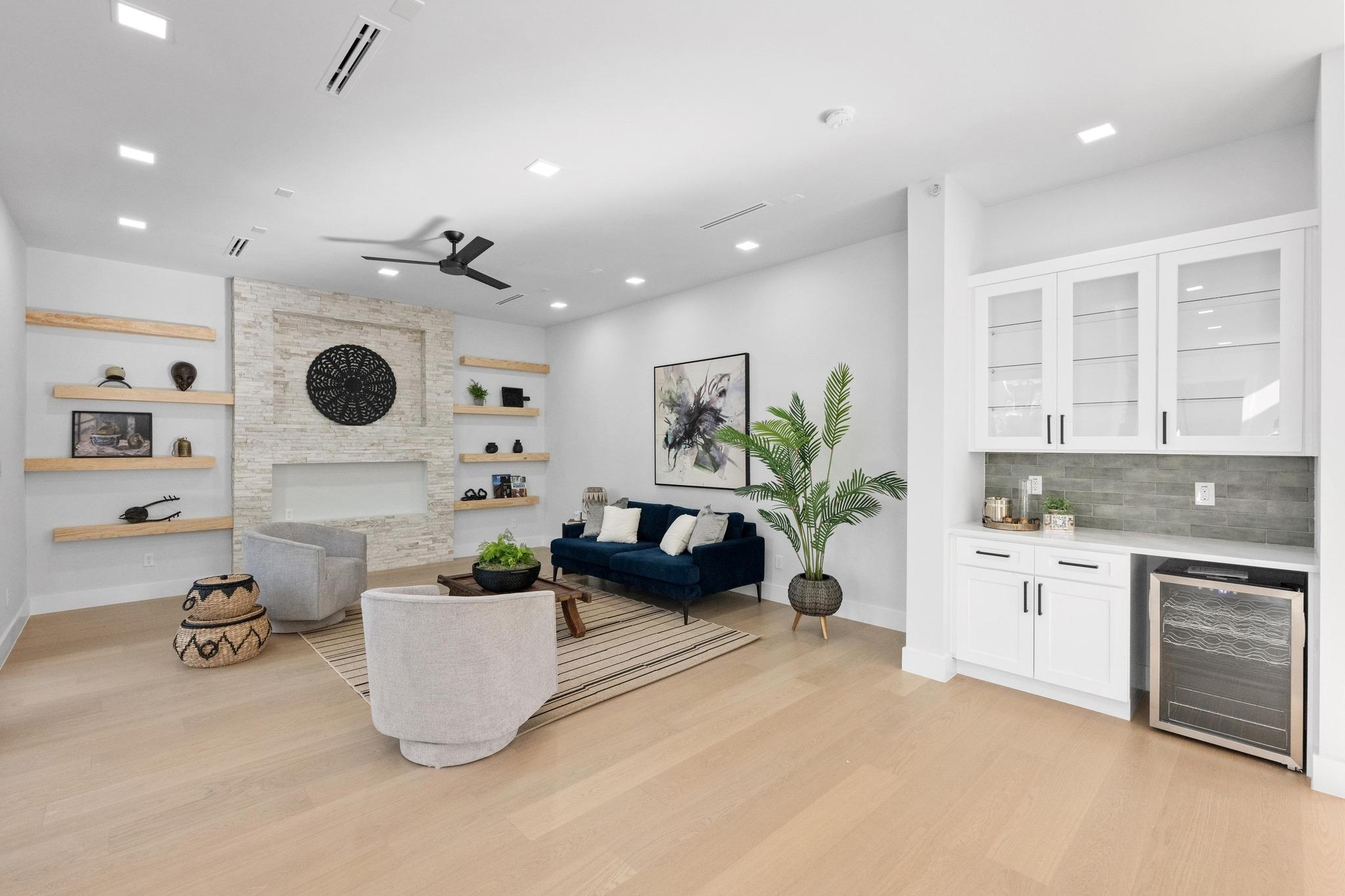 2201 Arpdale St, Austin, TX 78704