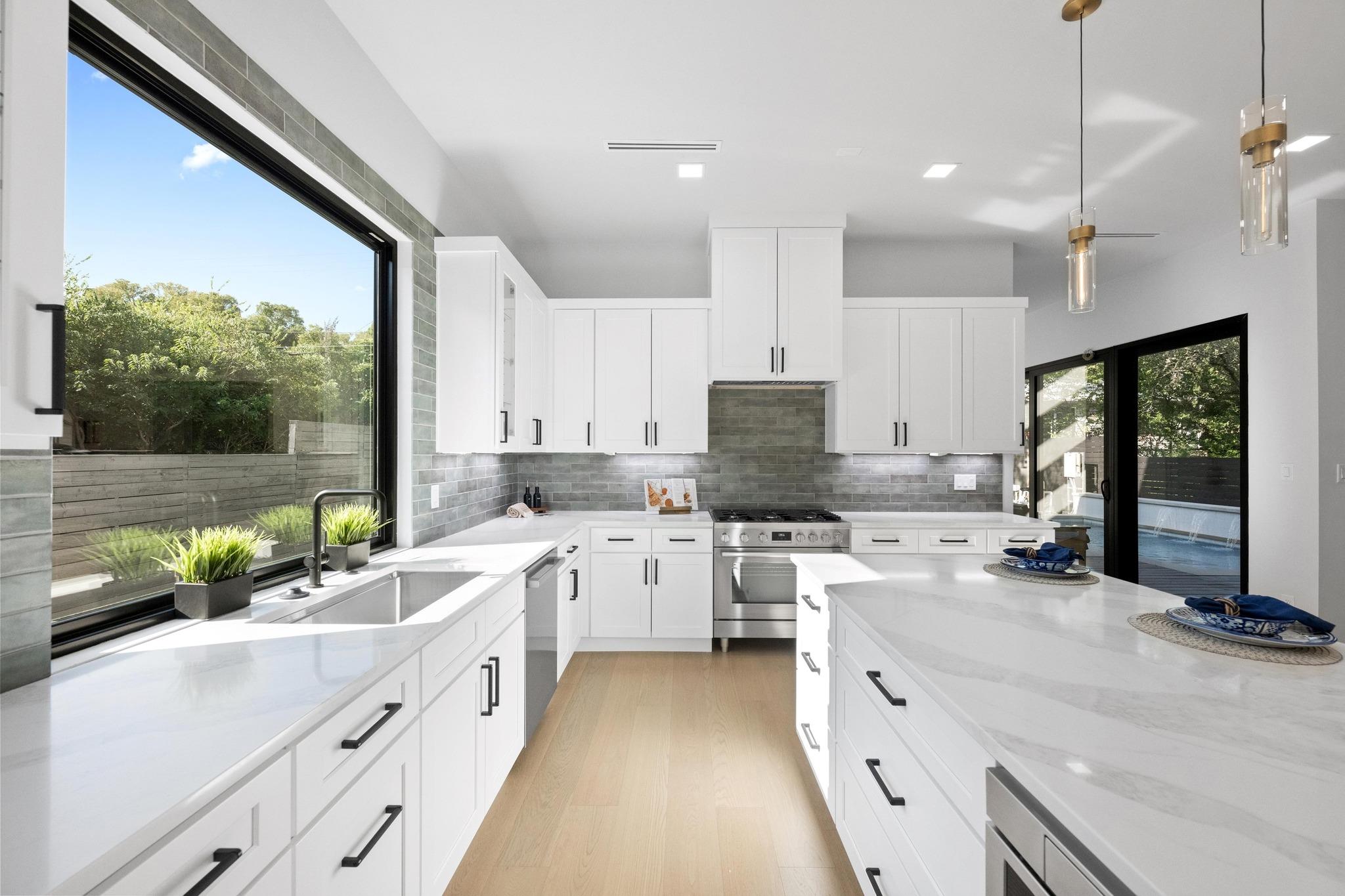 2201 Arpdale St, Austin, TX 78704