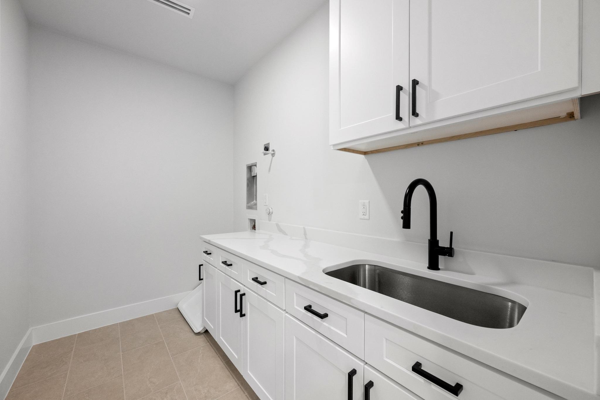 2201 Arpdale St, Austin, TX 78704