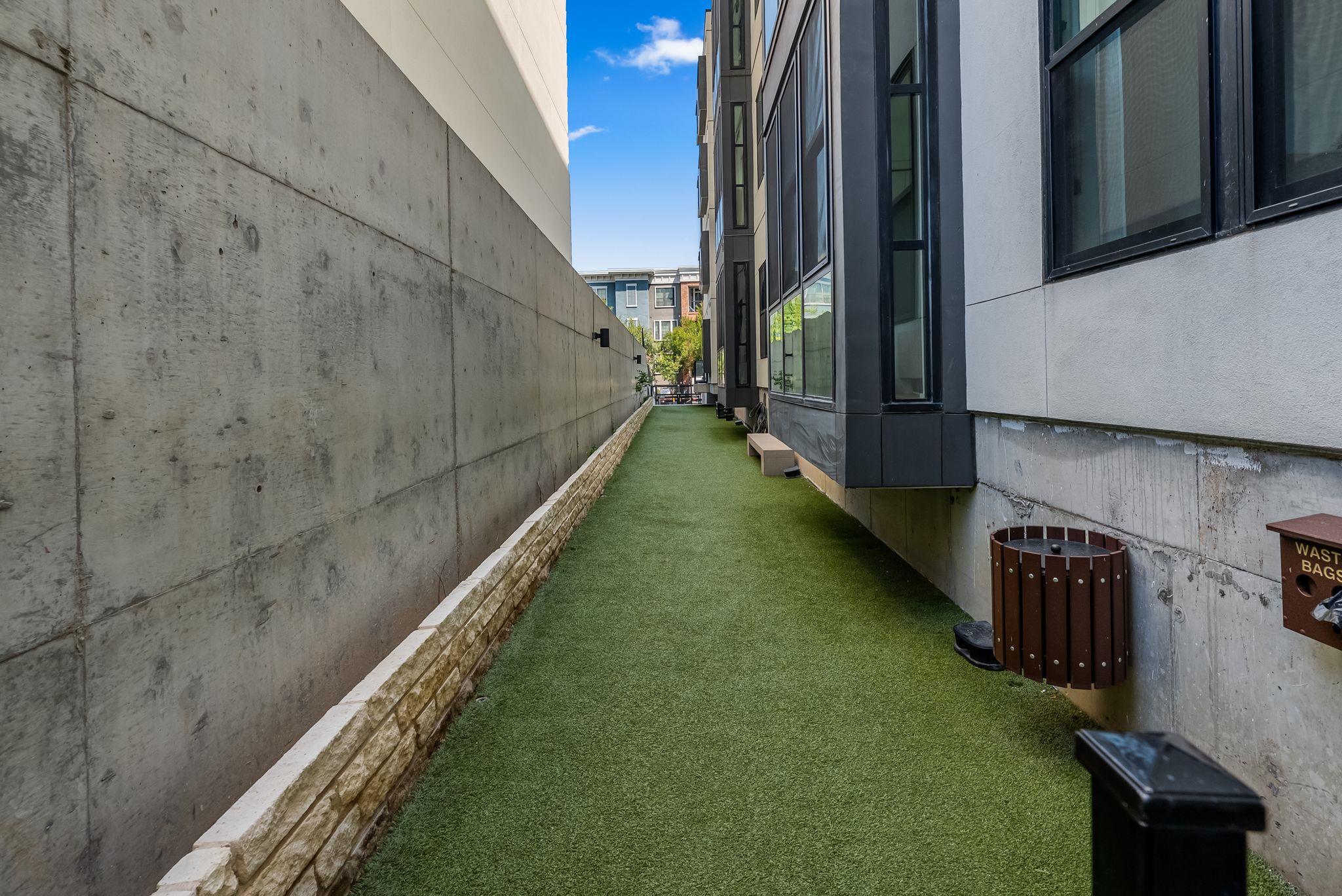 800 Embassy Dr # 337, Austin, TX 78702