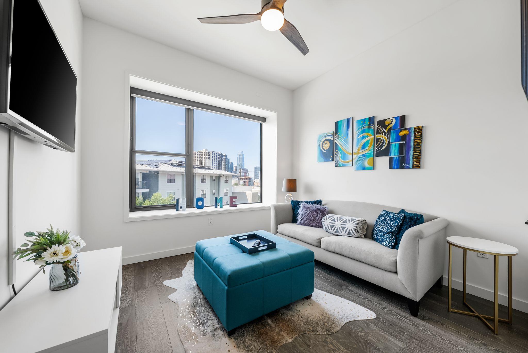 800 Embassy Dr # 337, Austin, TX 78702