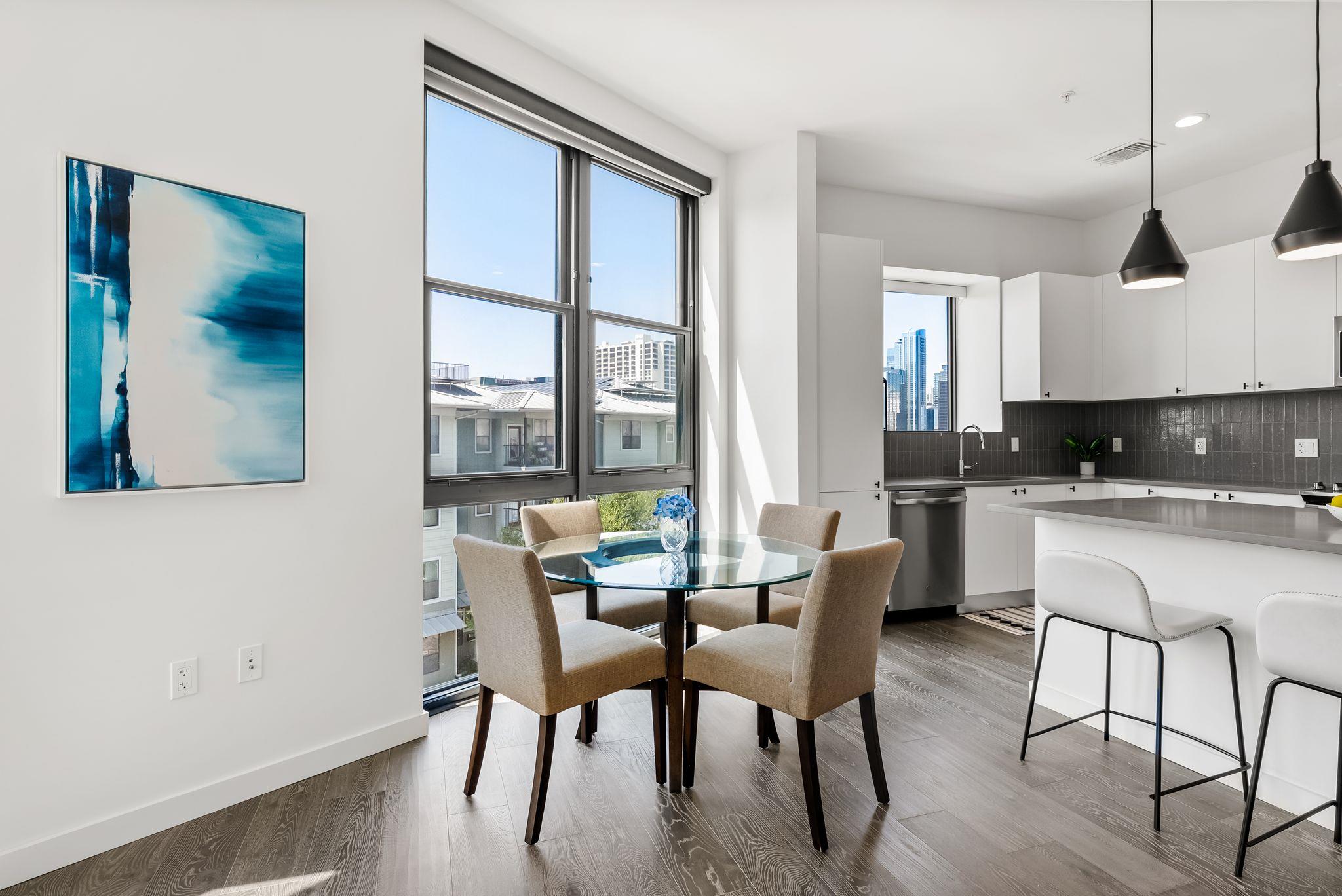 800 Embassy Dr # 337, Austin, TX 78702