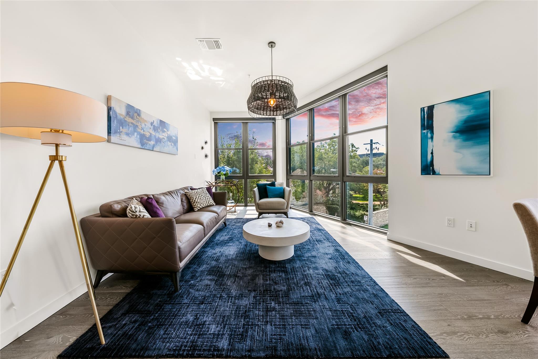 800 Embassy Dr # 337, Austin, TX 78702