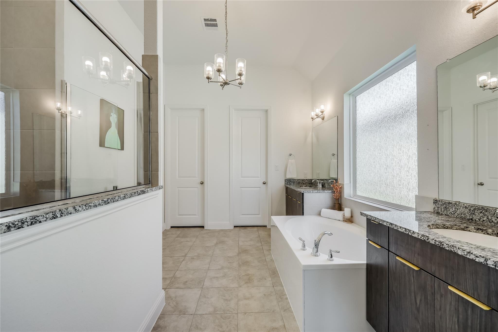 19620 Tranquility Falls Path, Lago Vista, TX 78645