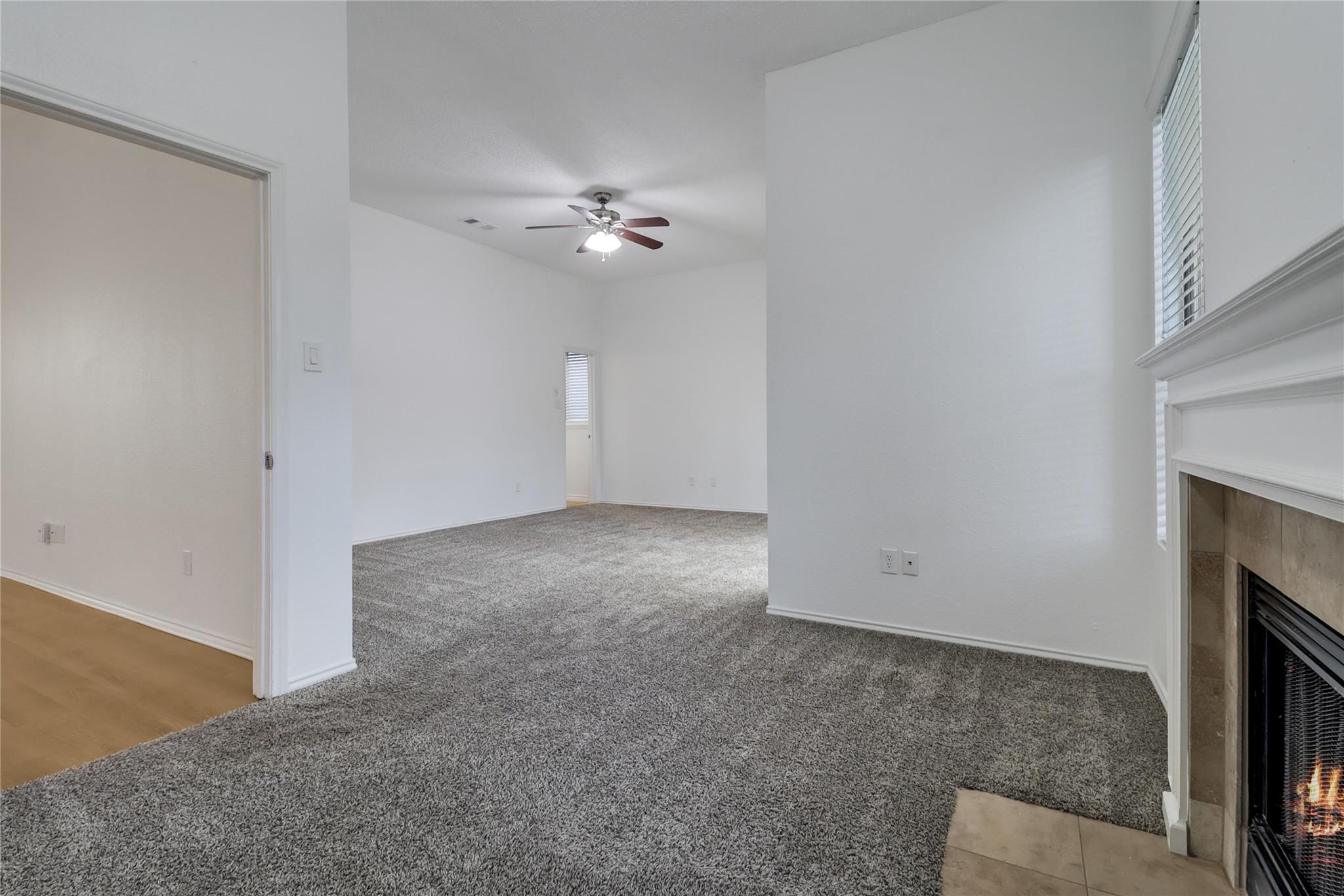 8111 Elkhorn Mountain Trl, Austin, TX 78729