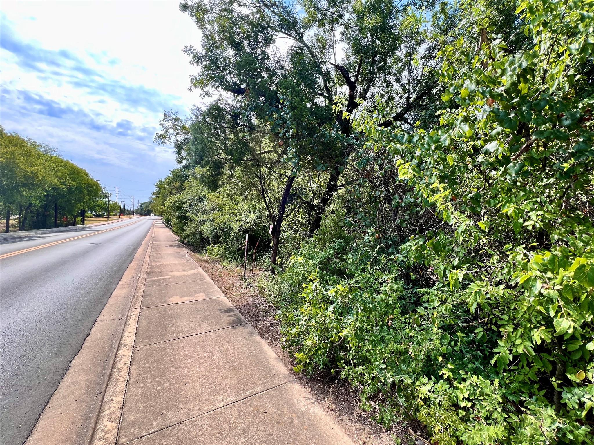 2015 Sam Bass Rd, Round Rock, TX 78681