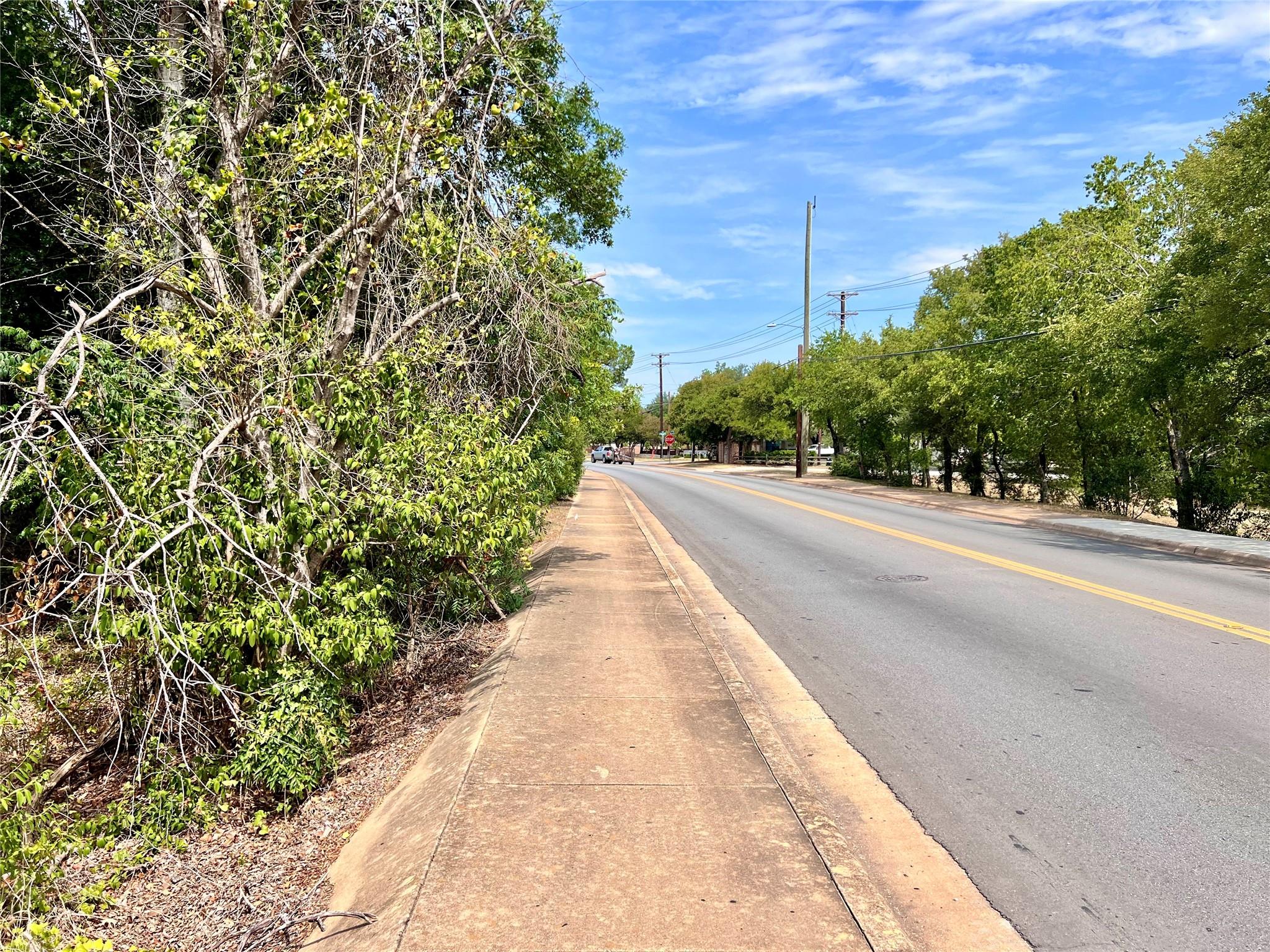 2015 Sam Bass Rd, Round Rock, TX 78681