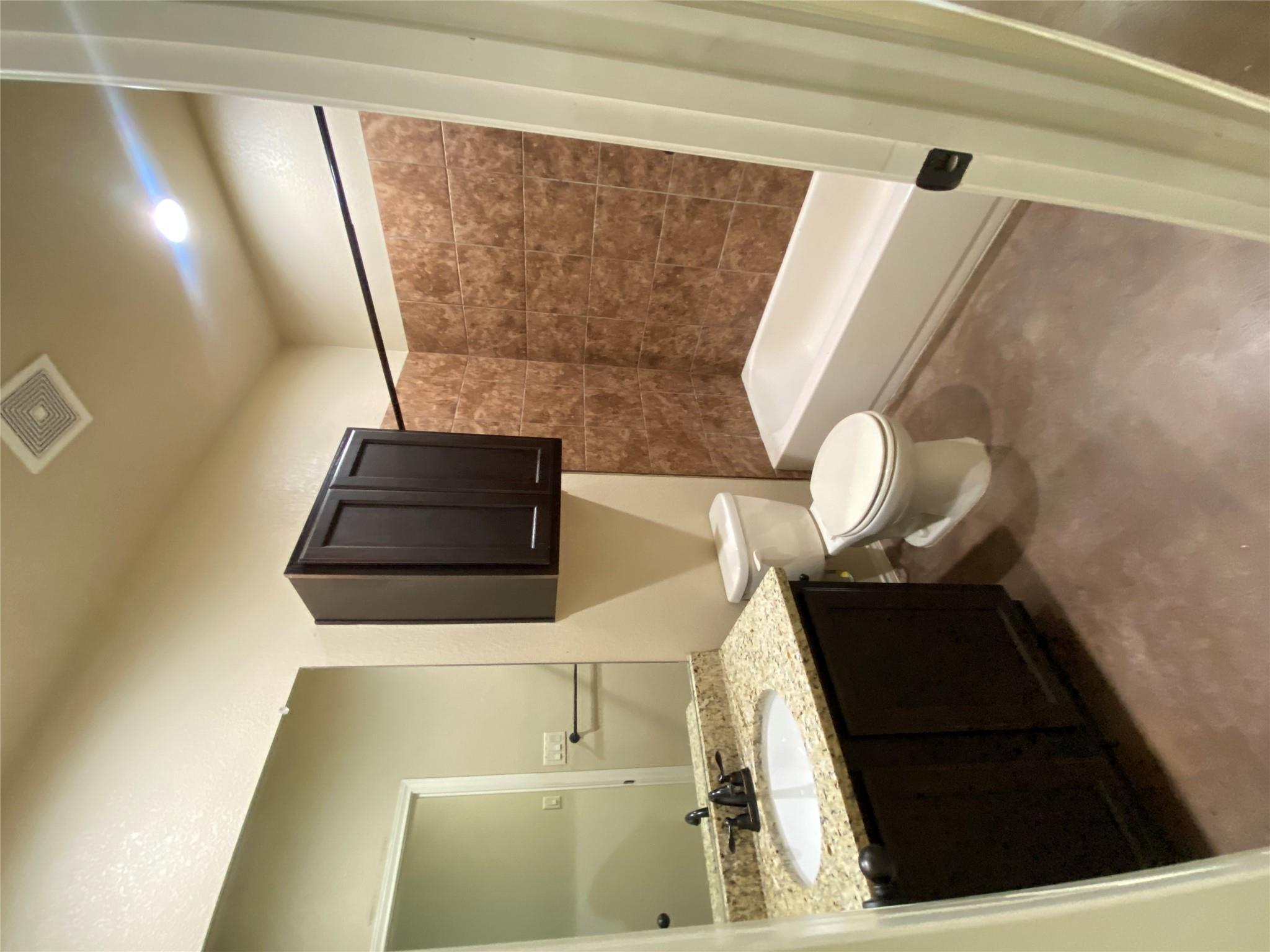 479 Jack Rabbit Ln # B, Buda, TX 78610