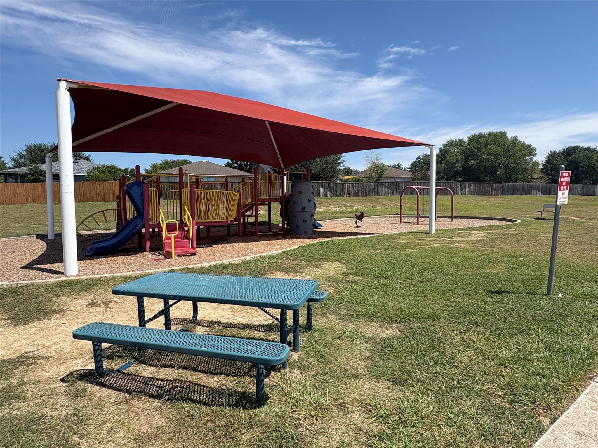 479 Jack Rabbit Ln # B, Buda, TX 78610