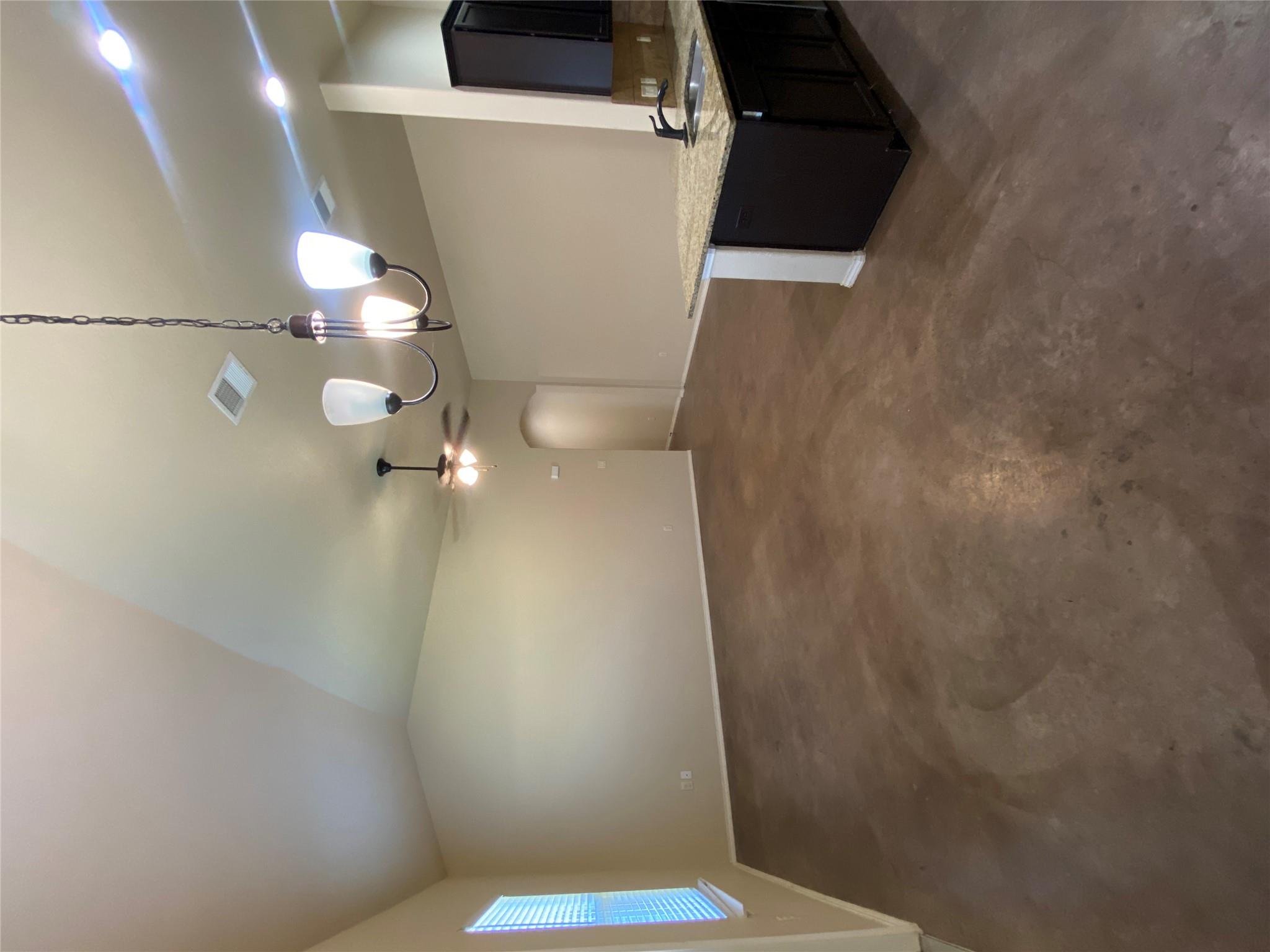 479 Jack Rabbit Ln # B, Buda, TX 78610