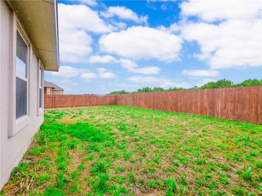 221 Tinto St, Leander, TX 78641