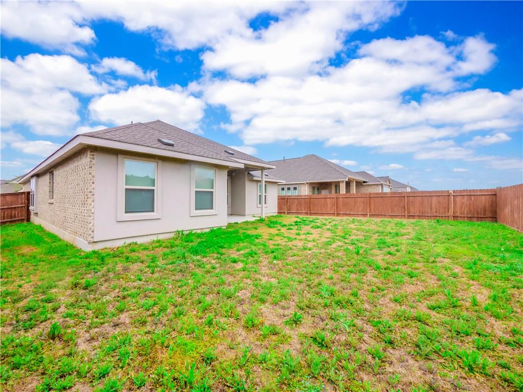 221 Tinto St, Leander, TX 78641