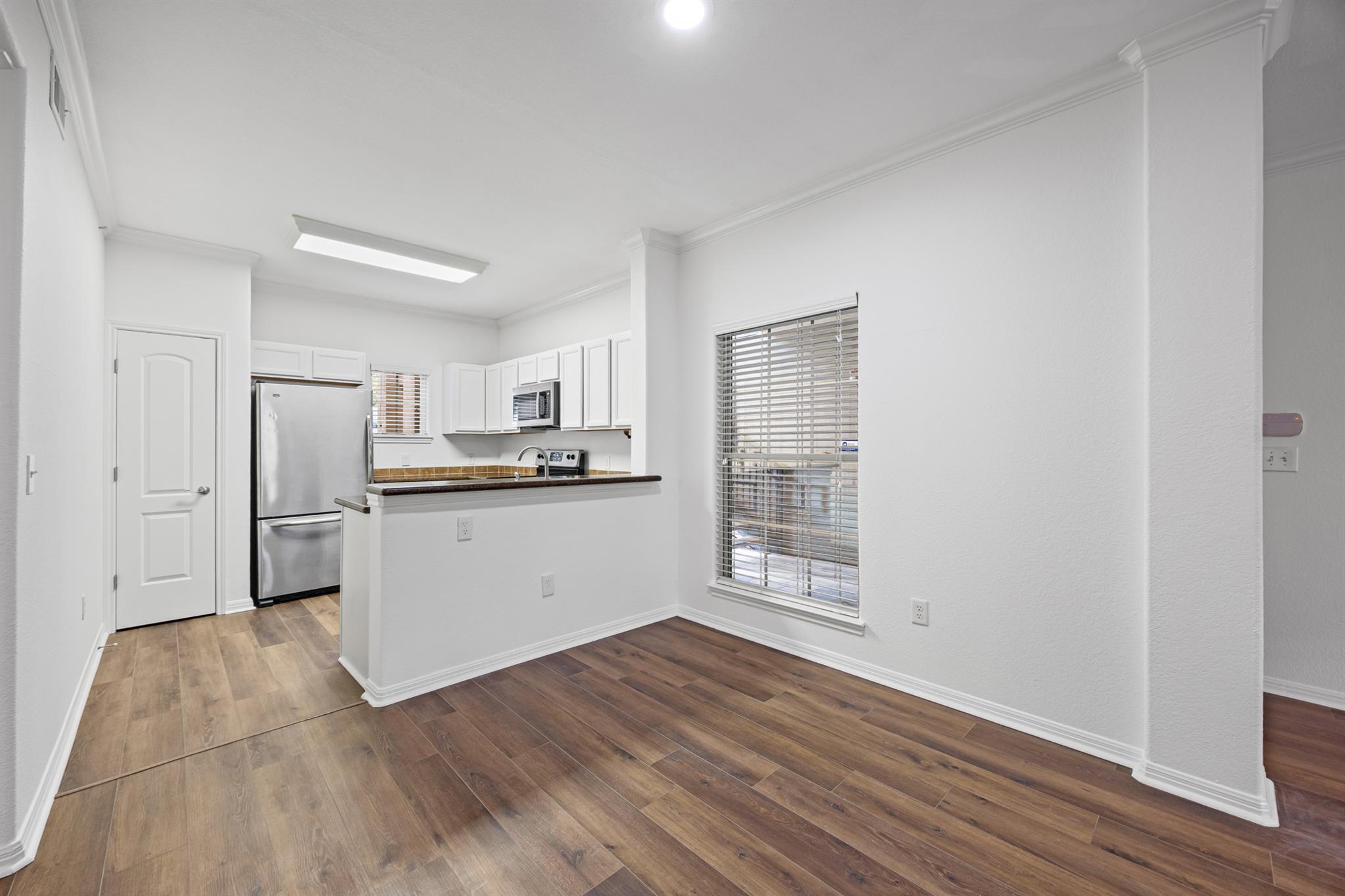 6810 Deatonhill Dr # 2101, Austin, TX 78745