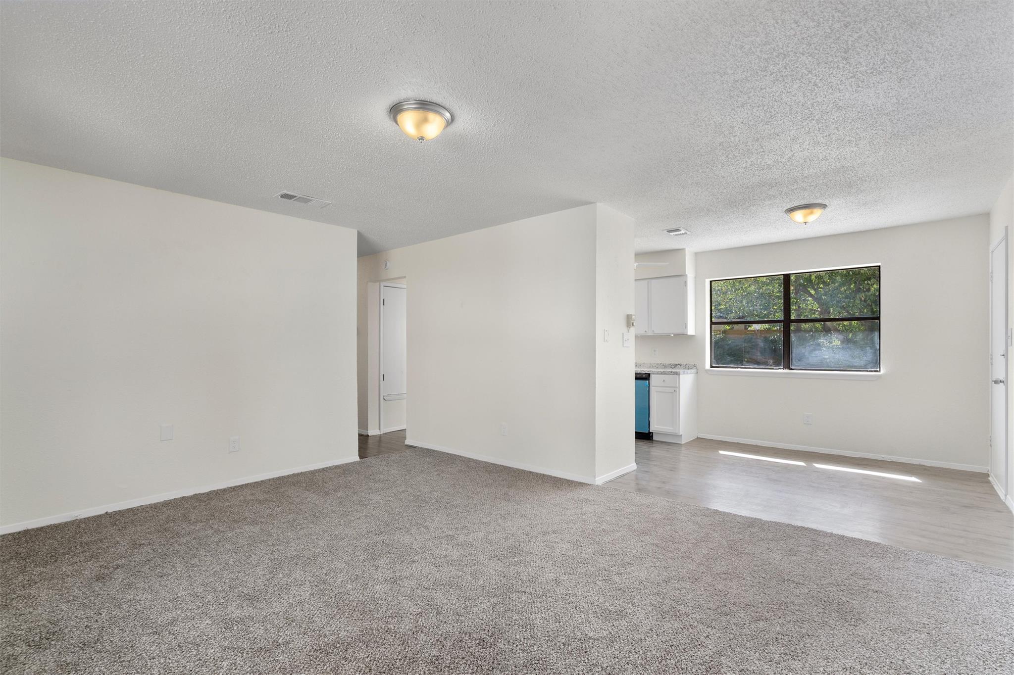 108 Hitching Post Dr, Kyle, TX 78640