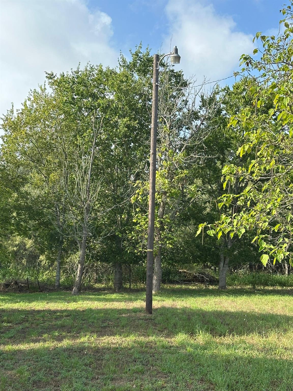 111 Martin St, Luling, TX 78648