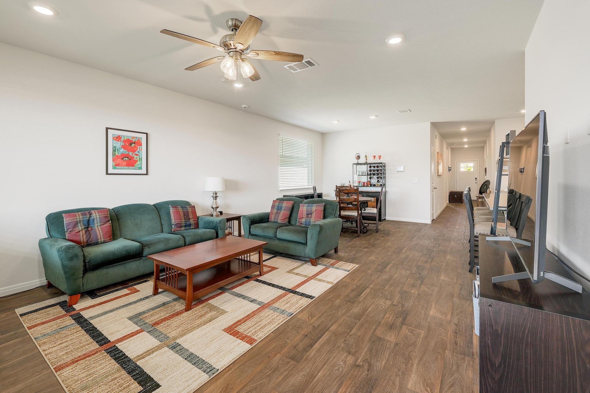 208 Abby Rd, Georgetown, TX 78626